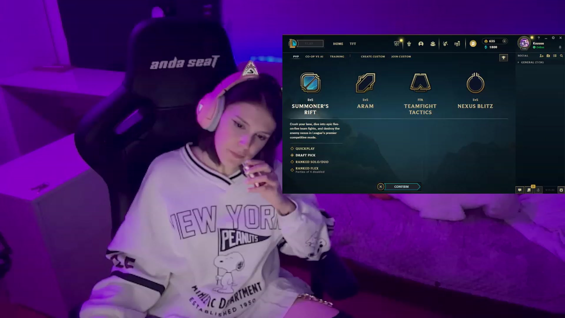 Gallery image thumbnail from crybabyKys's myfreecams stream on, 11/19/2023, 01:15 image 16 of 20
