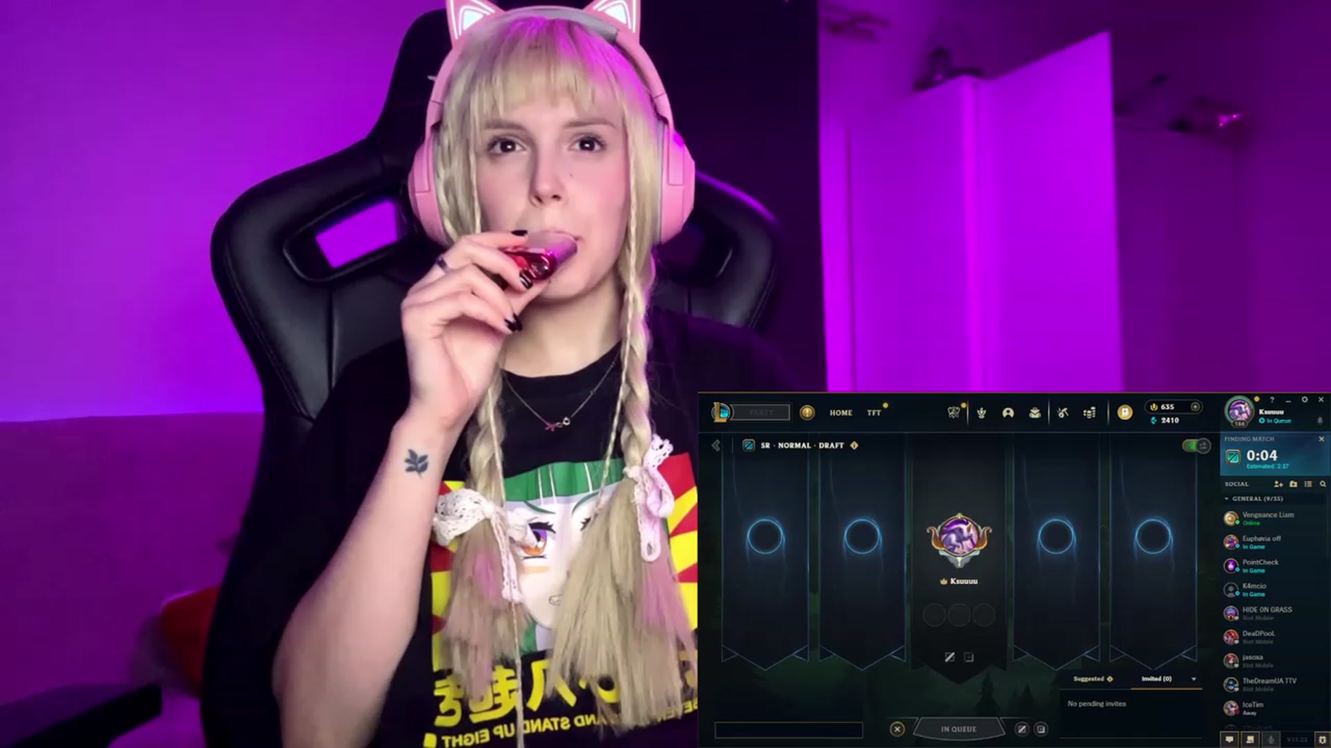 Gallery image thumbnail from crybabyKys's myfreecams stream on, 11/21/2023, 21:26 image 2 of 20