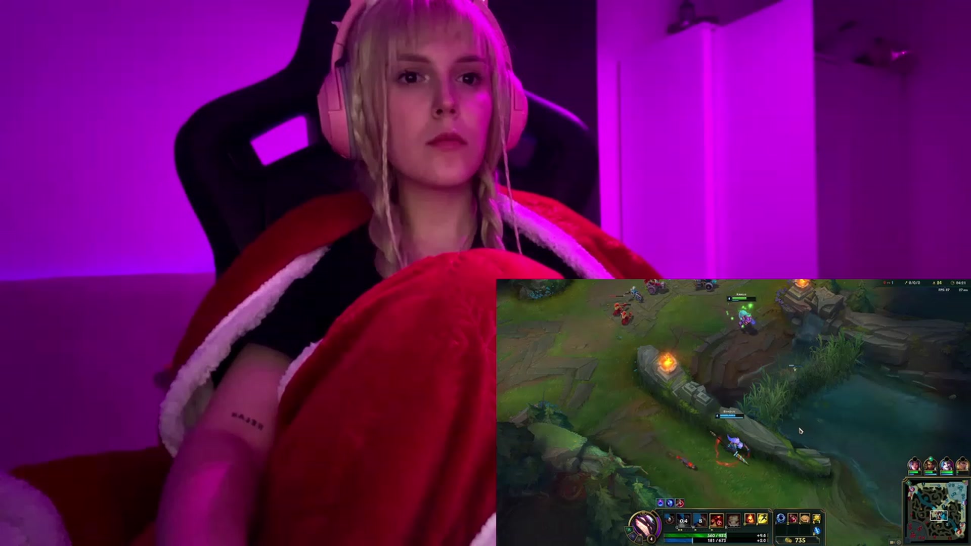 Gallery image thumbnail from crybabyKys's myfreecams stream on, 11/21/2023, 21:26 image 4 of 20