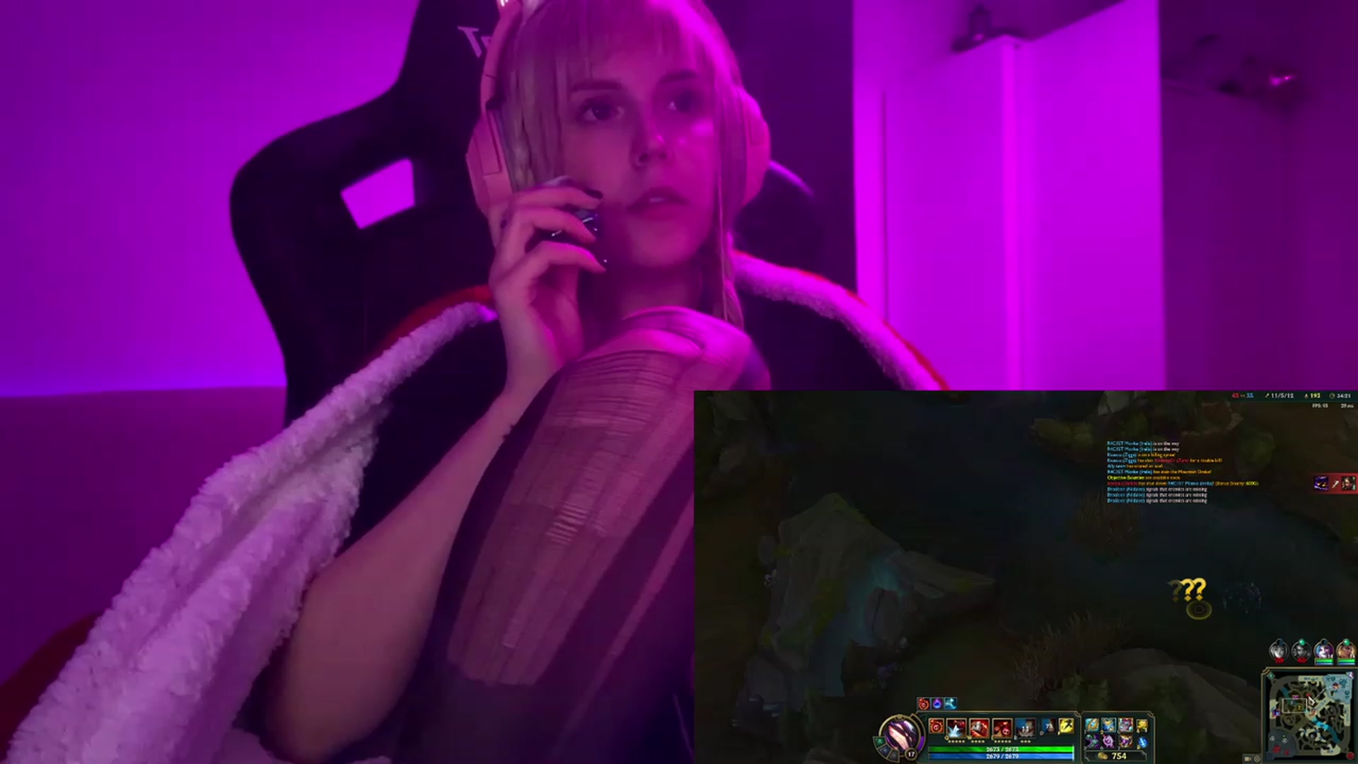 Gallery image thumbnail from crybabyKys's myfreecams stream on, 11/21/2023, 21:26 image 10 of 20