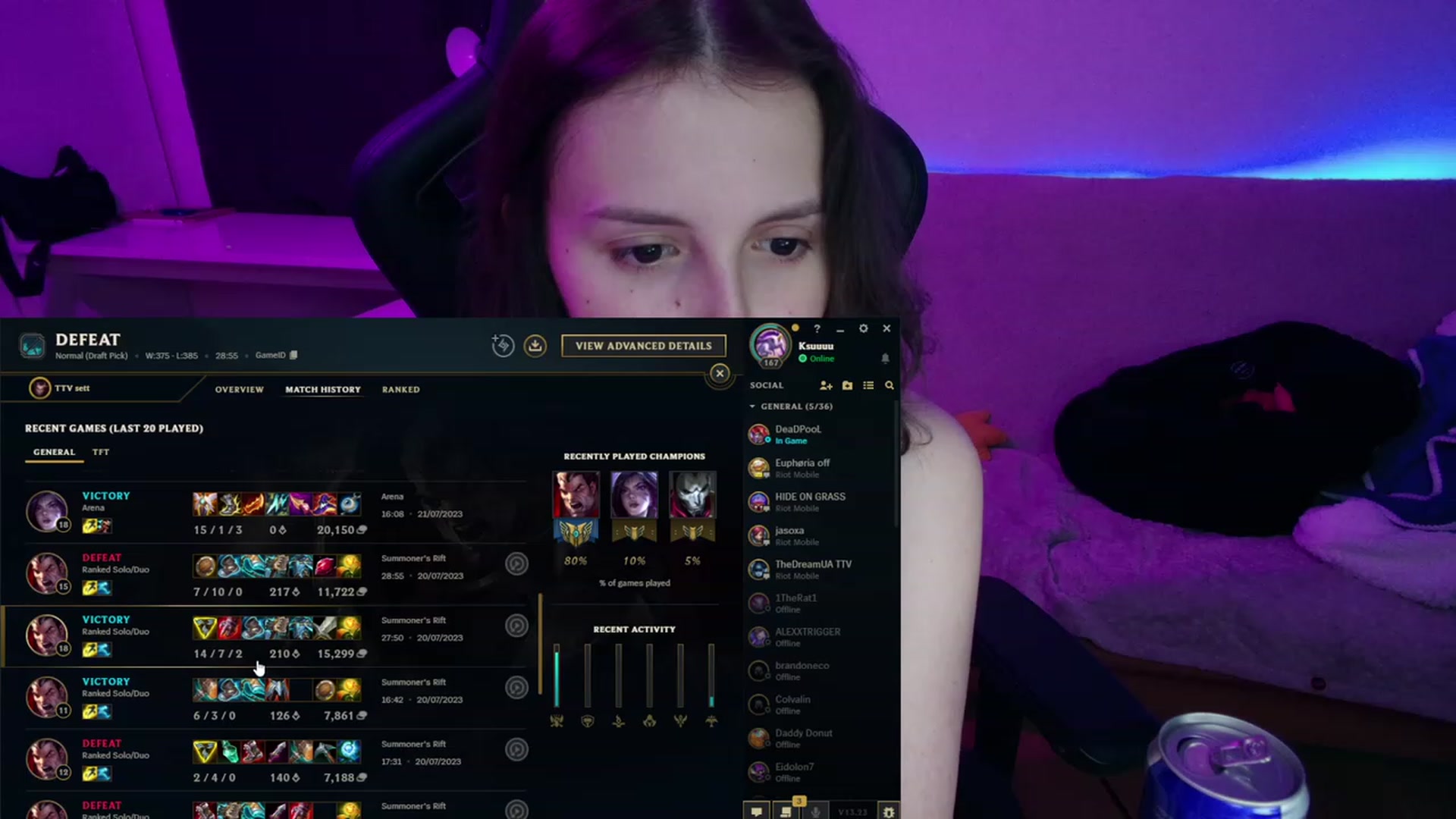 Gallery image thumbnail from crybabyKys's myfreecams stream on, 11/24/2023, 04:13 image 19 of 20