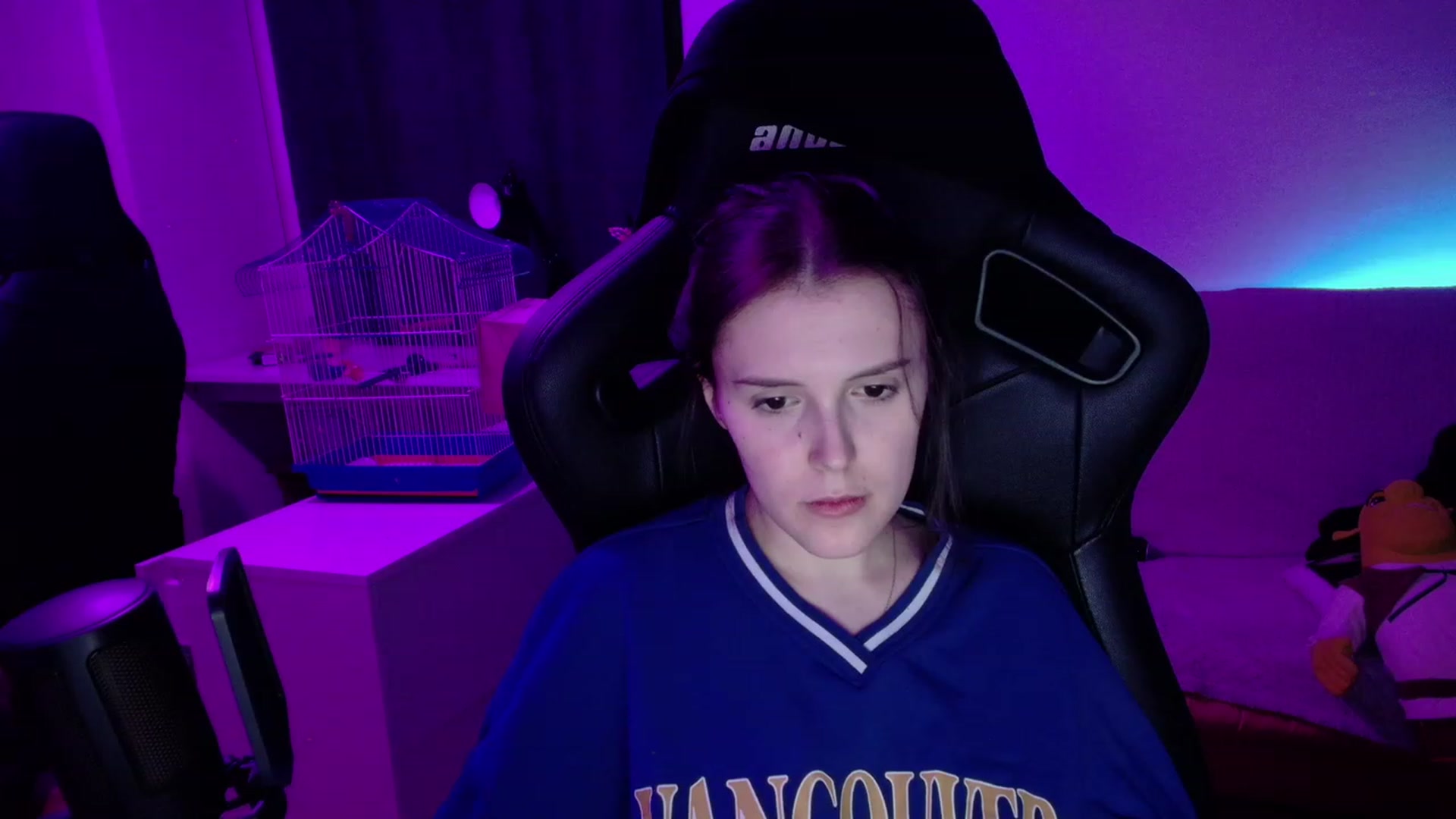 Gallery image thumbnail from crybabyKys's myfreecams stream on, 12/04/2023, 15:57 image 9 of 20
