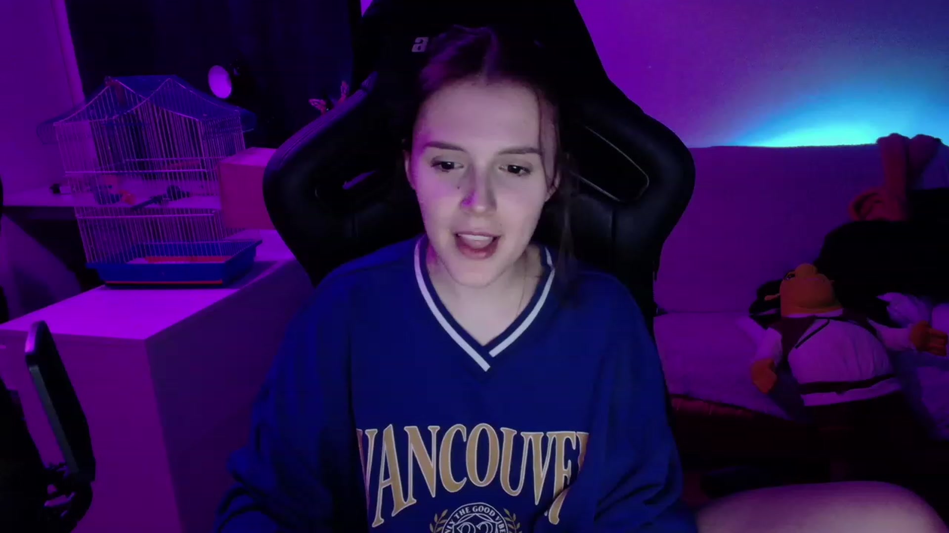 Gallery image thumbnail from crybabyKys's myfreecams stream on, 12/04/2023, 15:57 image 13 of 20