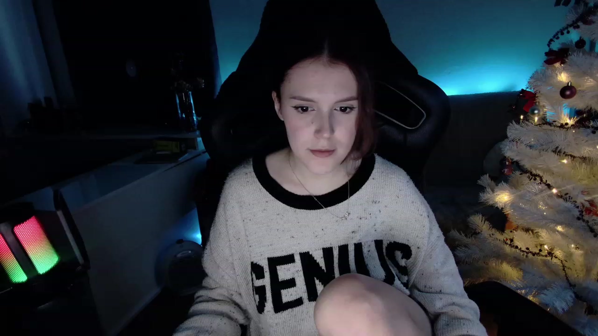 Gallery image thumbnail from crybabyKys's myfreecams stream on, 12/14/2023, 14:29 image 14 of 20