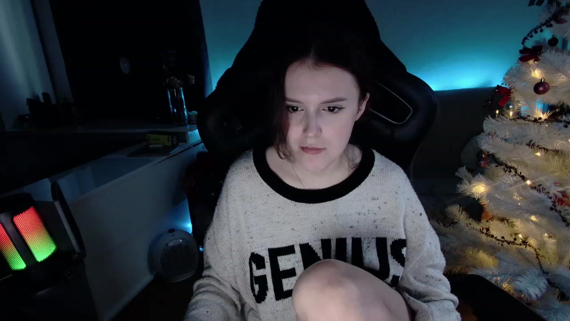 Gallery image thumbnail from crybabyKys's myfreecams stream on, 12/14/2023, 14:29 image 10 of 20