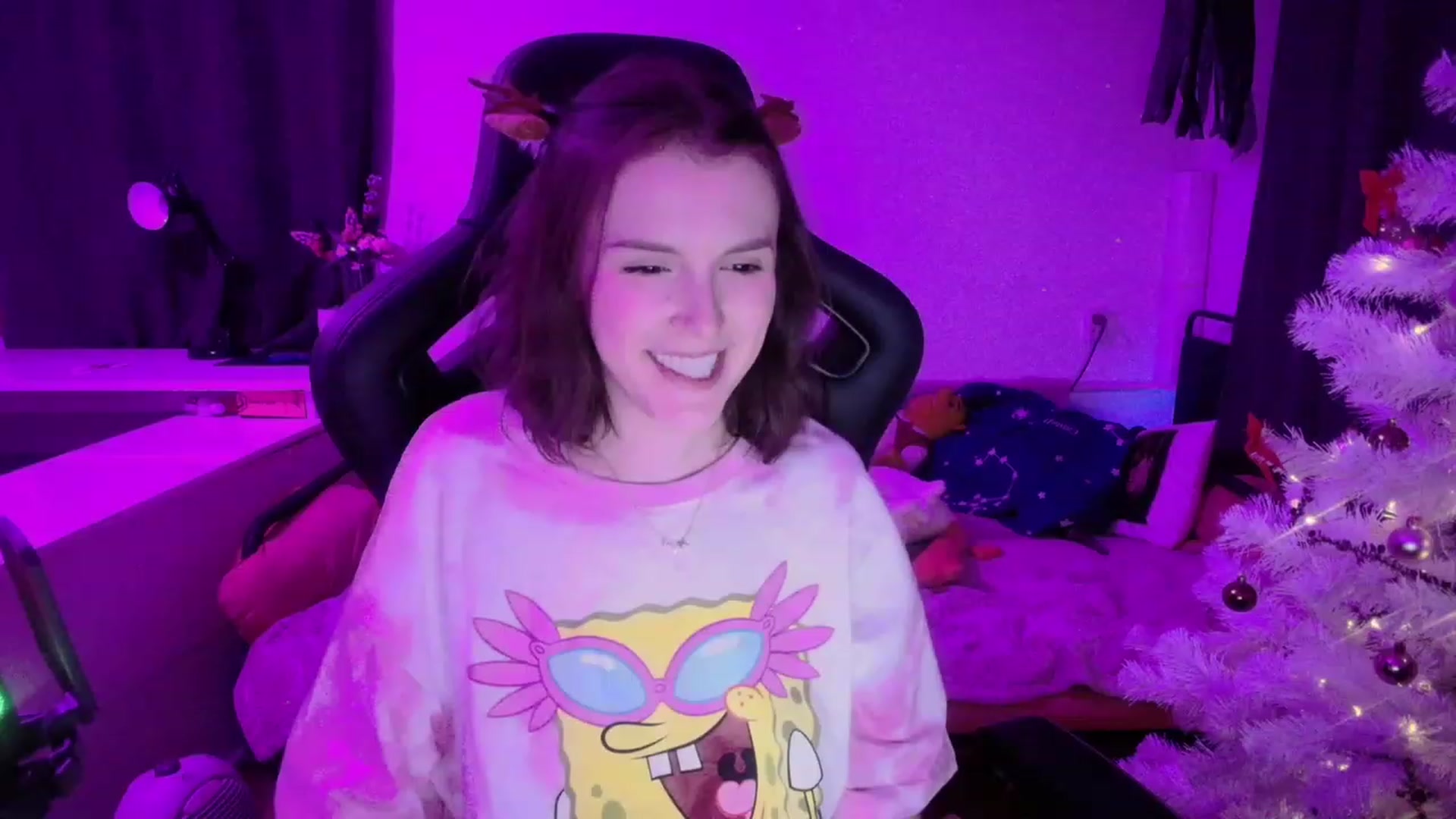 Gallery image thumbnail from crybabyKys's myfreecams stream on, 12/16/2023, 20:55 image 16 of 20