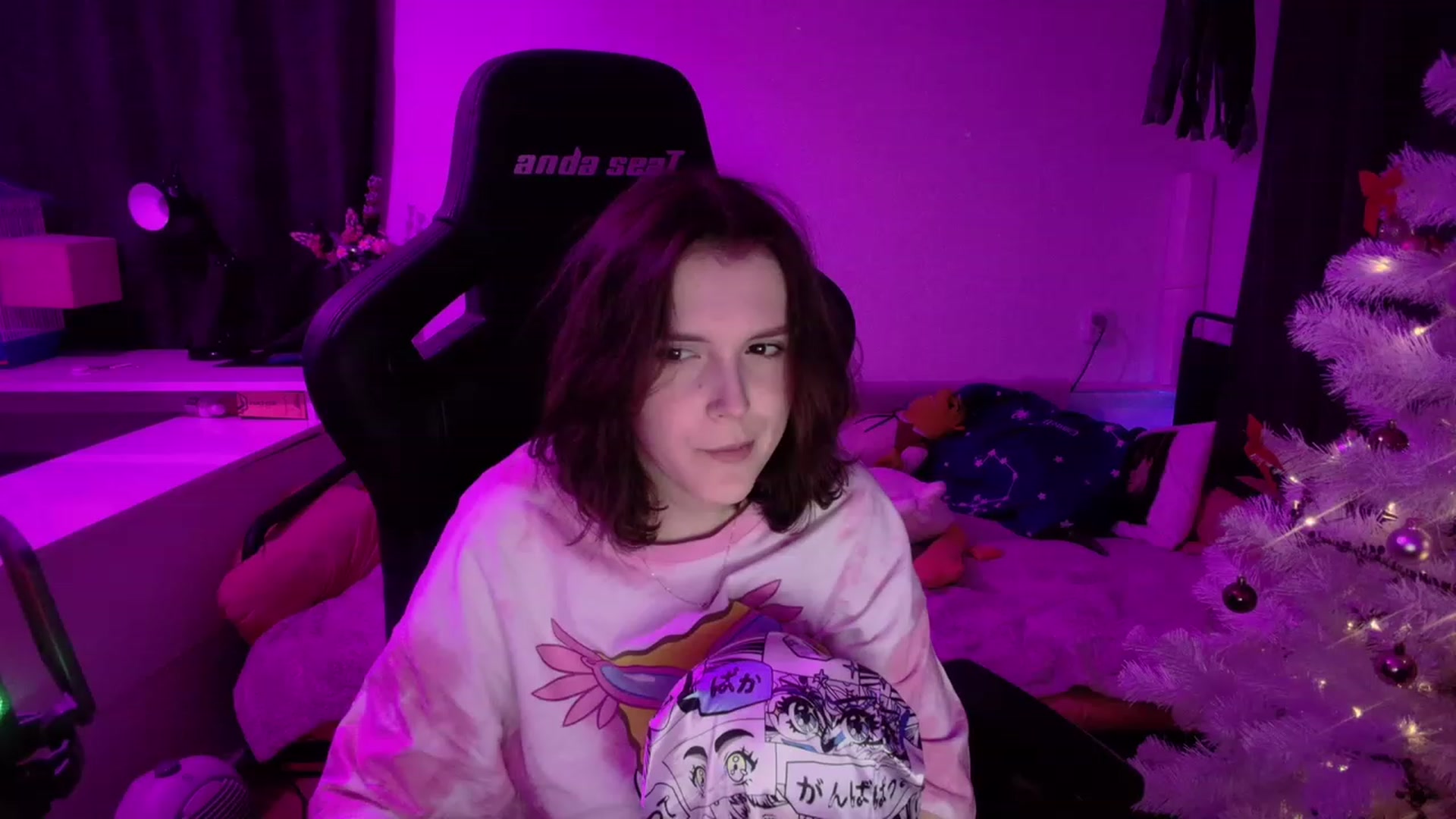 Gallery image thumbnail from crybabyKys's myfreecams stream on, 12/16/2023, 20:55 image 10 of 20