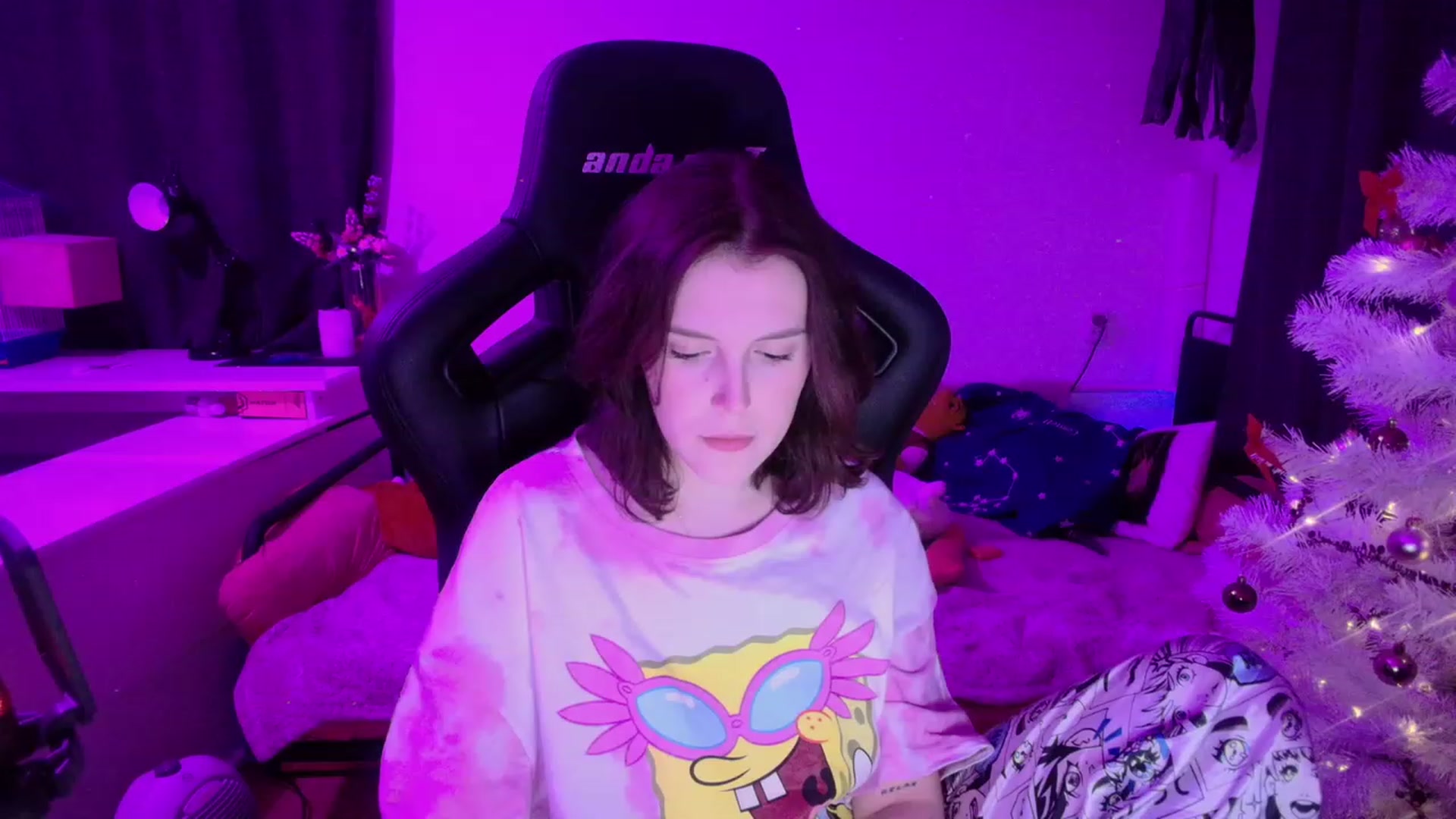 Gallery image thumbnail from crybabyKys's myfreecams stream on, 12/16/2023, 20:55 image 1 of 20