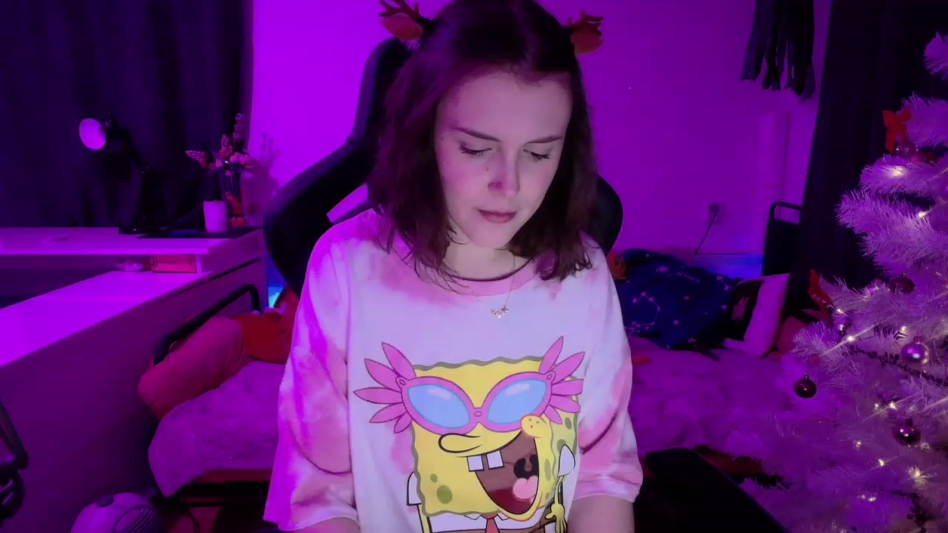 Gallery image thumbnail from crybabyKys's myfreecams stream on, 12/16/2023, 20:55 image 19 of 20