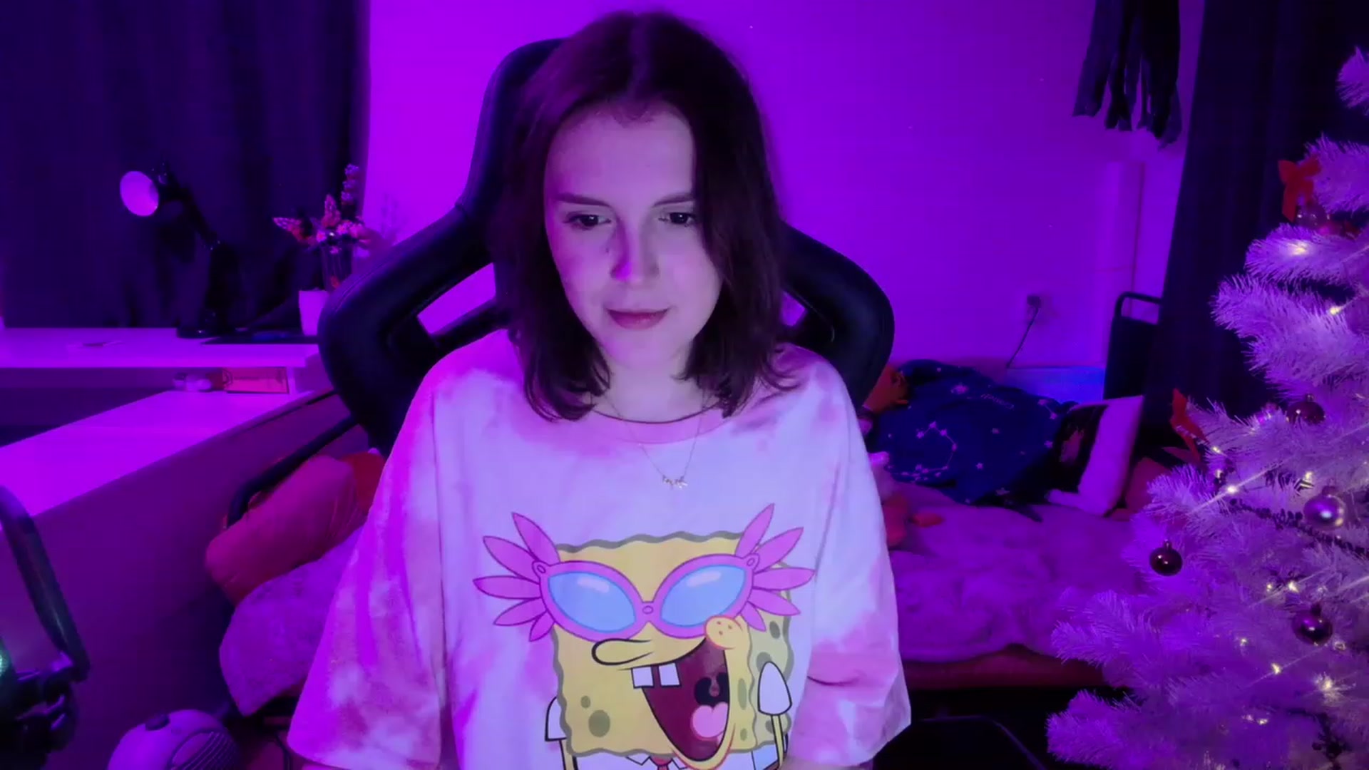 Gallery image thumbnail from crybabyKys's myfreecams stream on, 12/16/2023, 20:55 image 15 of 20