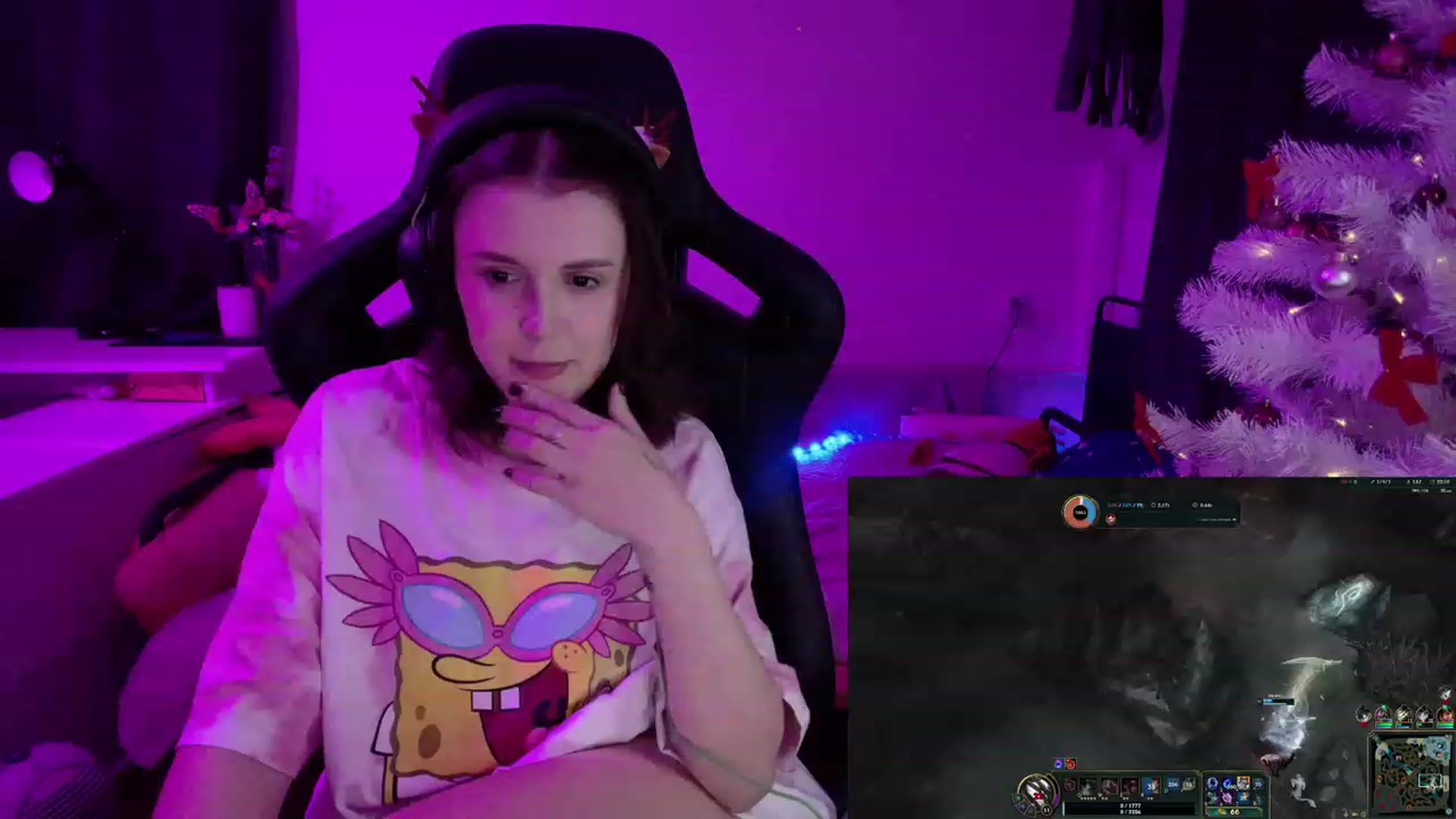 Gallery image thumbnail from crybabyKys's myfreecams stream on, 12/17/2023, 18:32 image 10 of 20