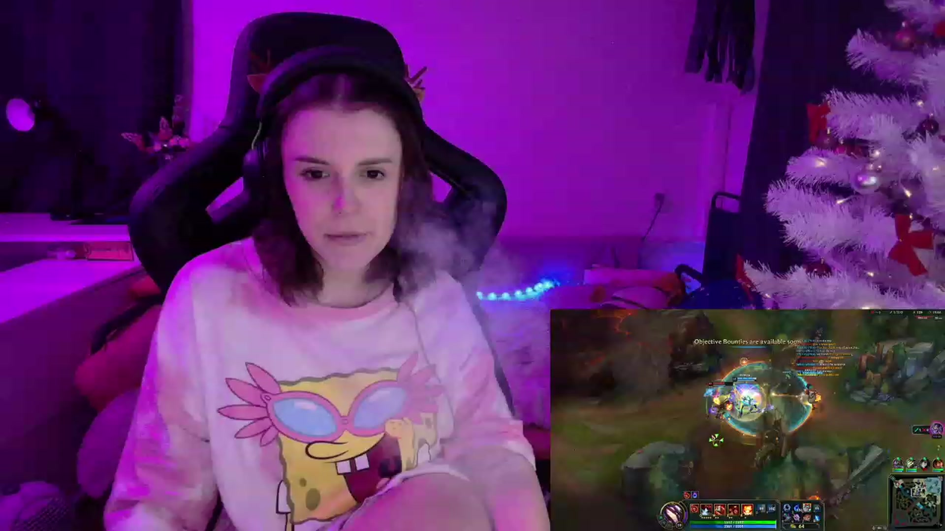 Gallery image thumbnail from crybabyKys's myfreecams stream on, 12/17/2023, 18:32 image 9 of 20