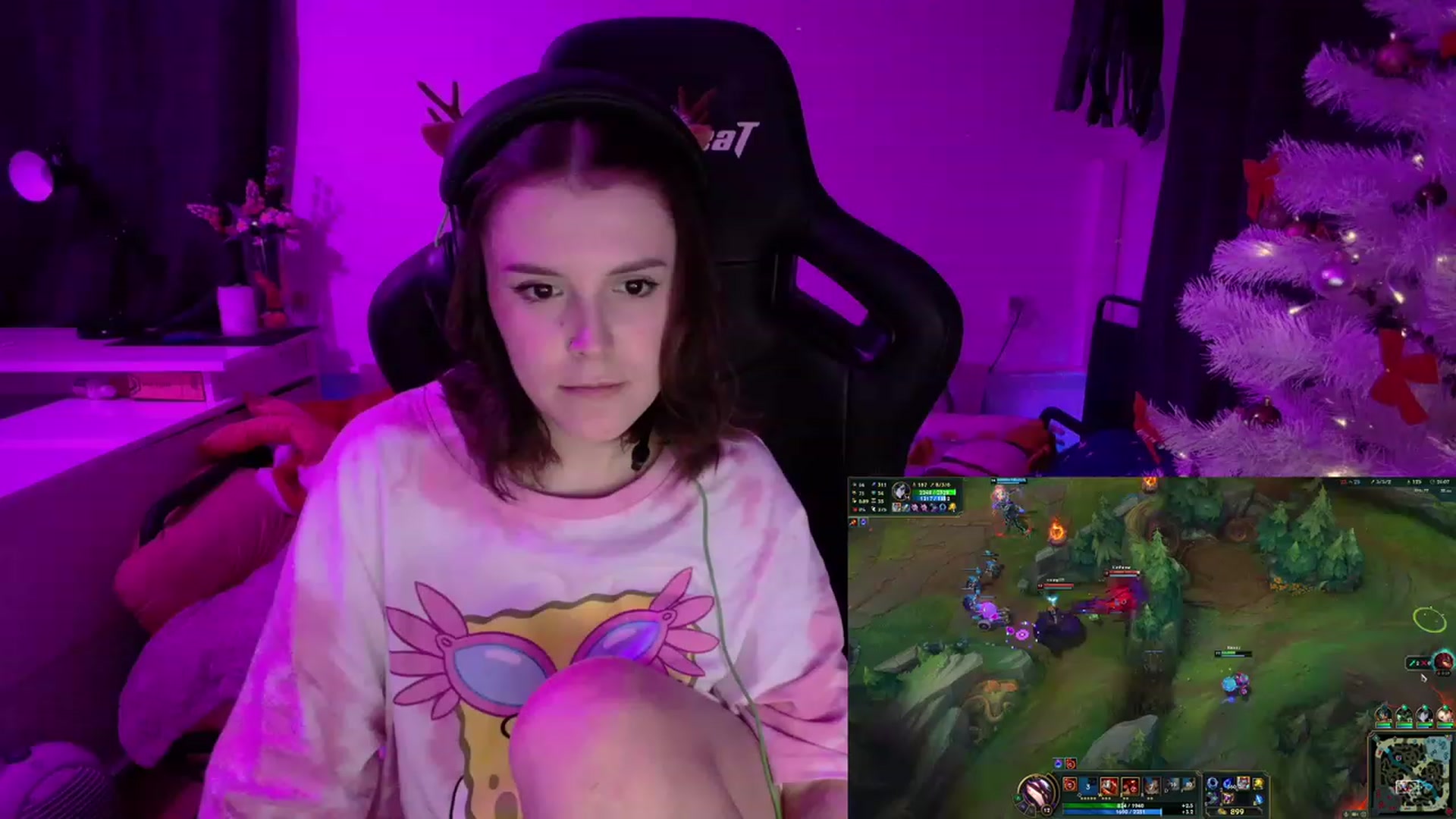Gallery image thumbnail from crybabyKys's myfreecams stream on, 12/17/2023, 18:54 image 5 of 20