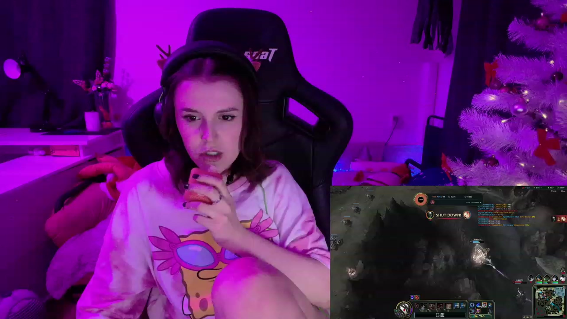 Gallery image thumbnail from crybabyKys's myfreecams stream on, 12/17/2023, 18:54 image 2 of 20