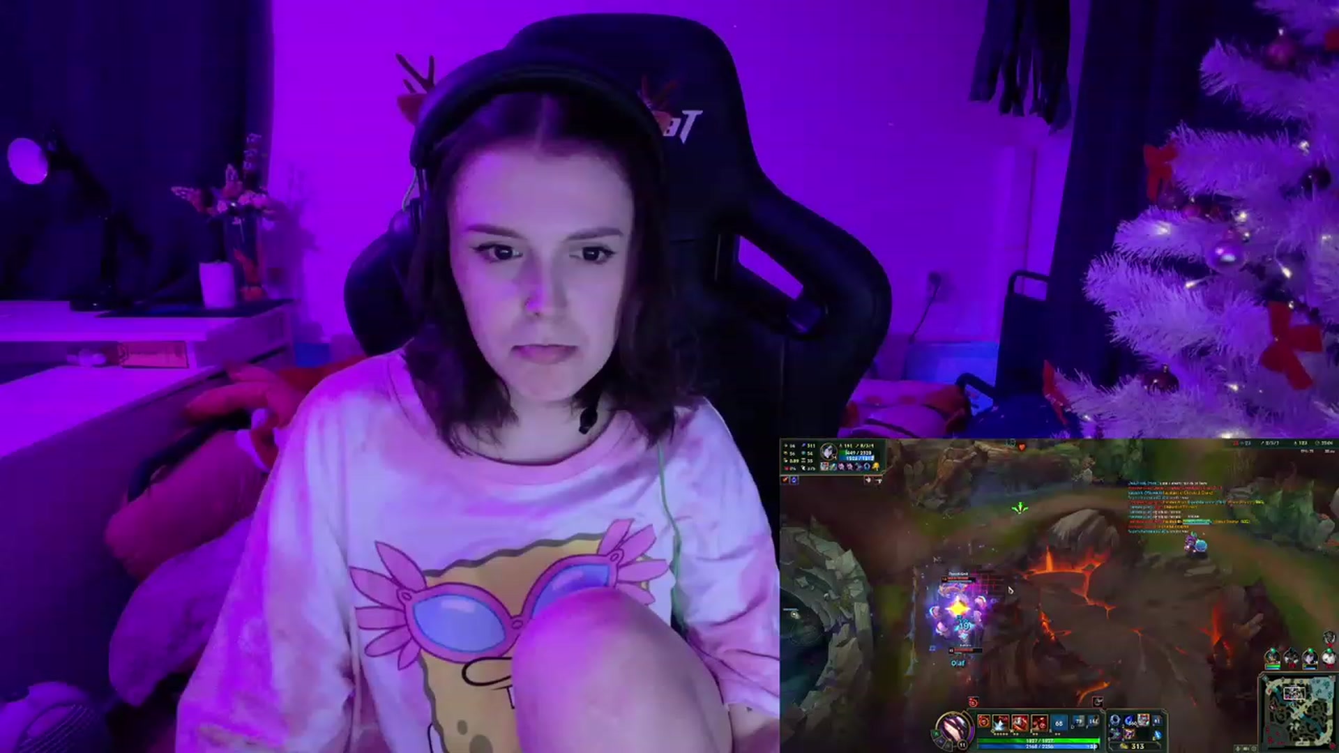 Gallery image thumbnail from crybabyKys's myfreecams stream on, 12/17/2023, 18:54 image 3 of 20