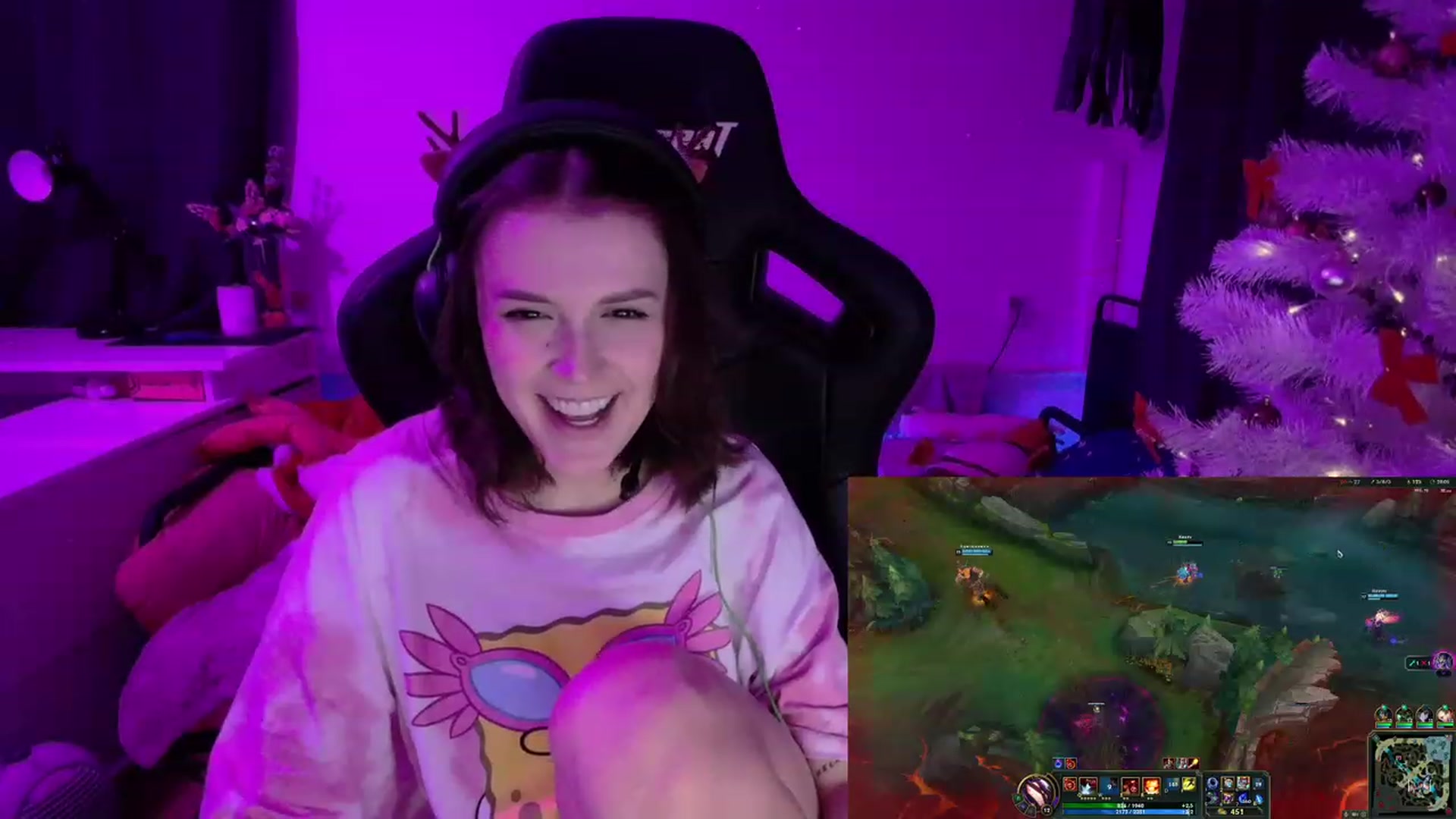 Gallery image thumbnail from crybabyKys's myfreecams stream on, 12/17/2023, 18:54 image 9 of 20