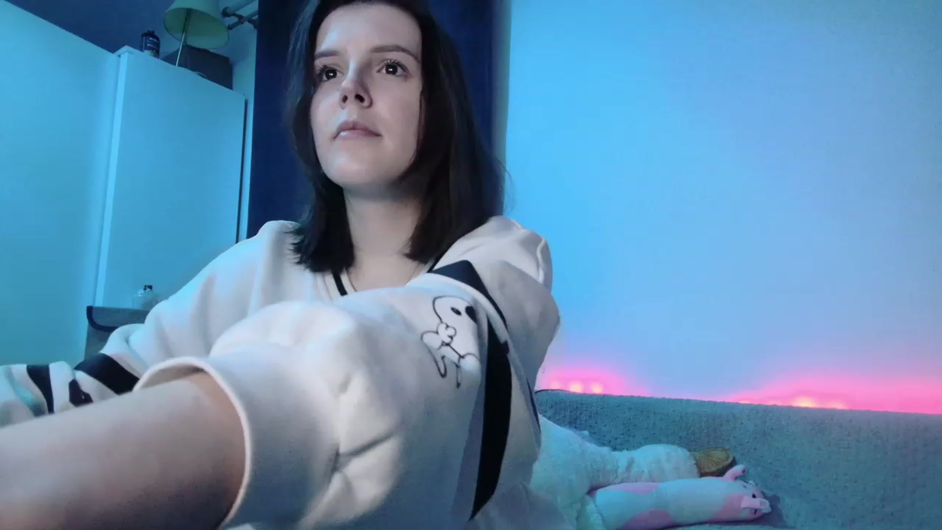 Gallery image thumbnail from crybabyKys's myfreecams stream on, 12/23/2023, 20:02 image 16 of 20