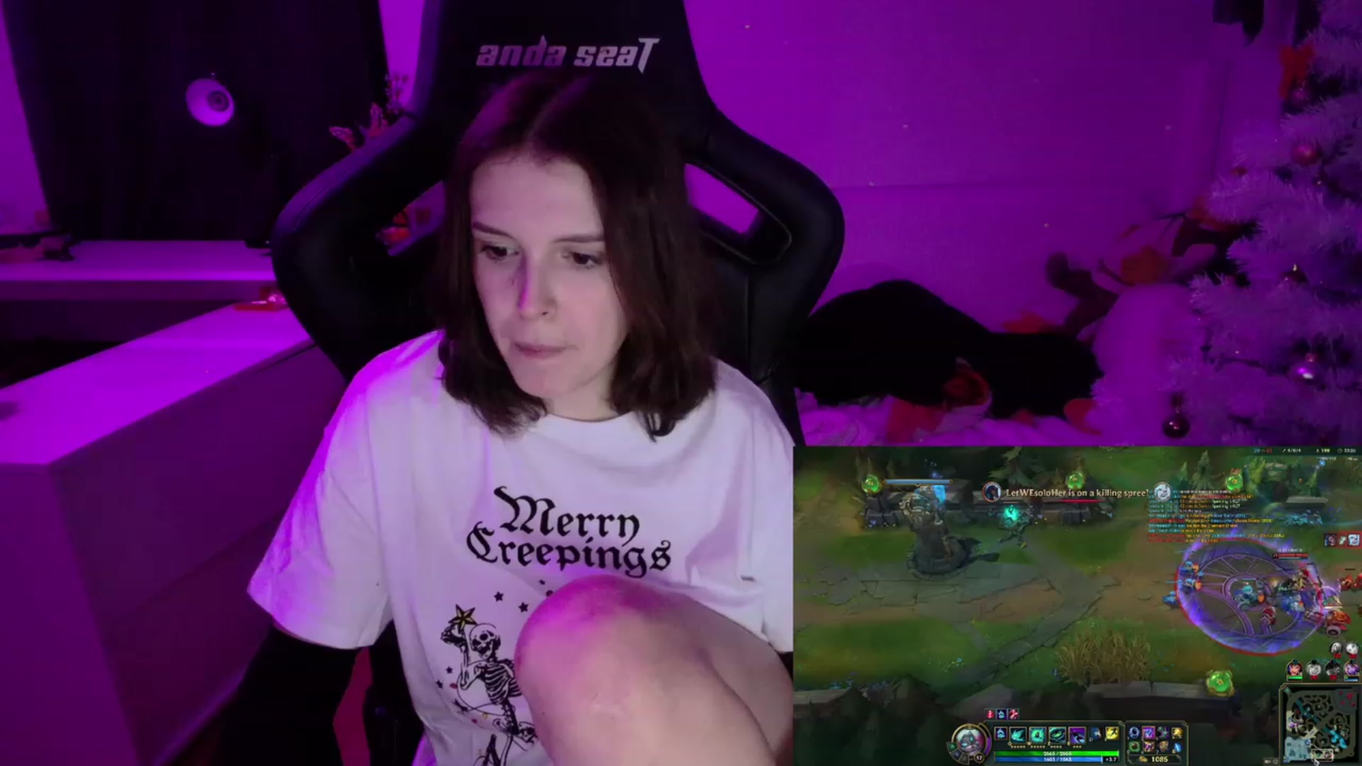 Gallery image thumbnail from crybabyKys's myfreecams stream on, 12/28/2023, 21:33 image 18 of 20