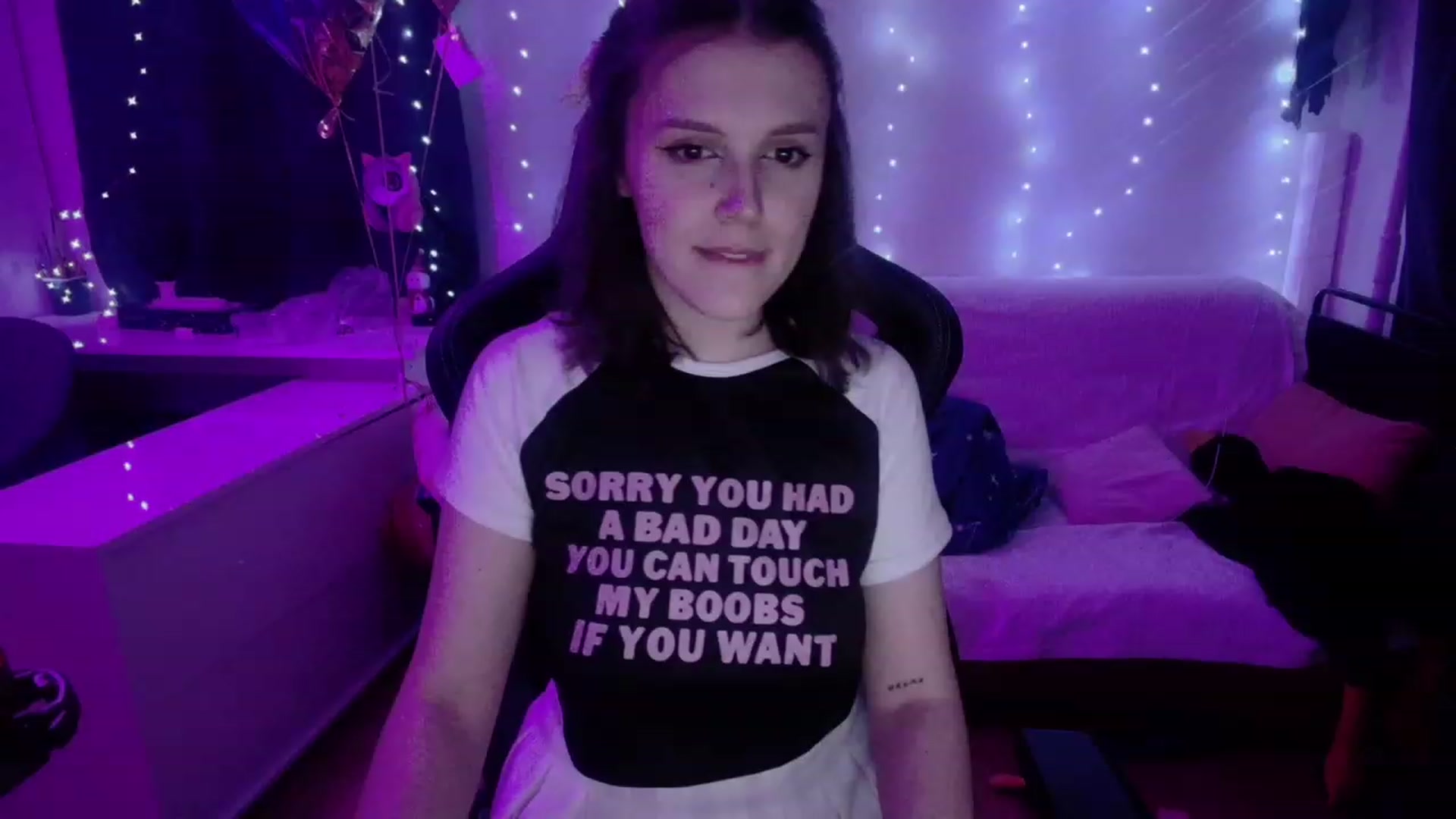 Gallery image thumbnail from crybabyKys's myfreecams stream on, 01/13/2024, 19:25 image 13 of 20
