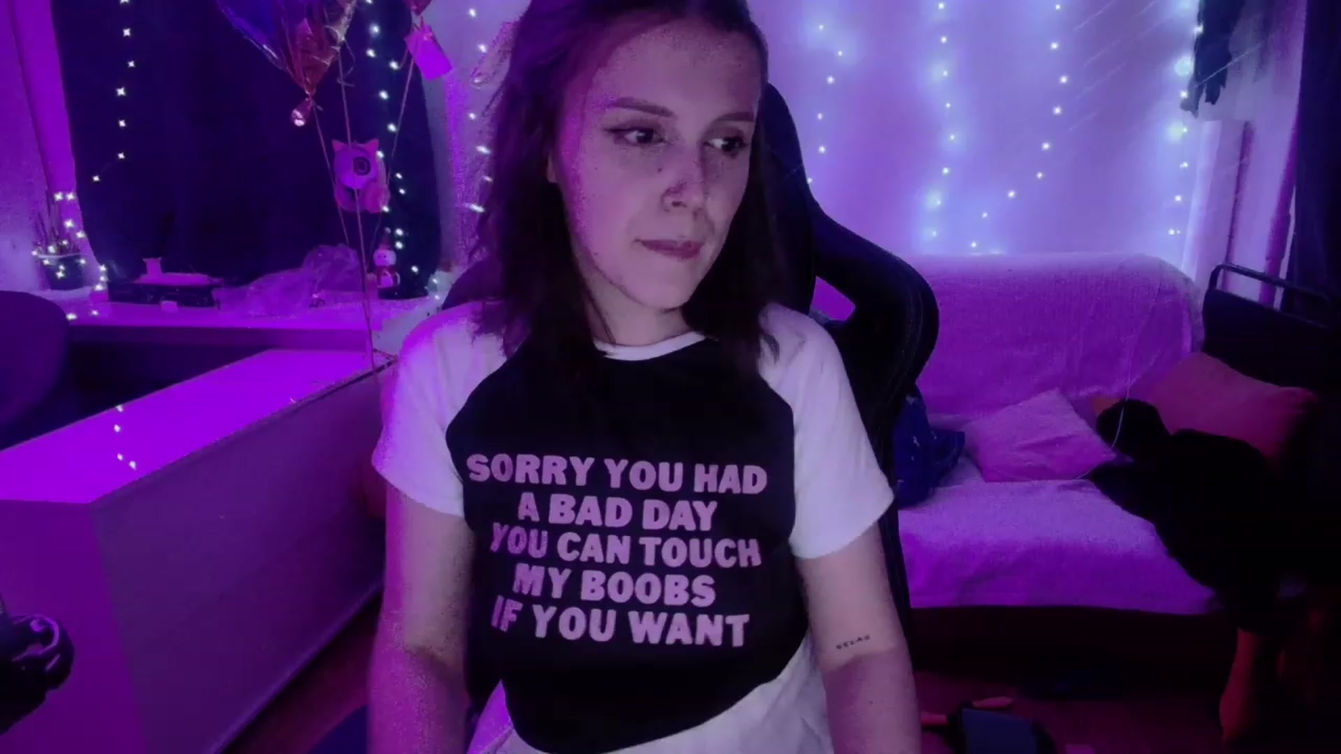 Gallery image thumbnail from crybabyKys's myfreecams stream on, 01/13/2024, 19:25 image 12 of 20