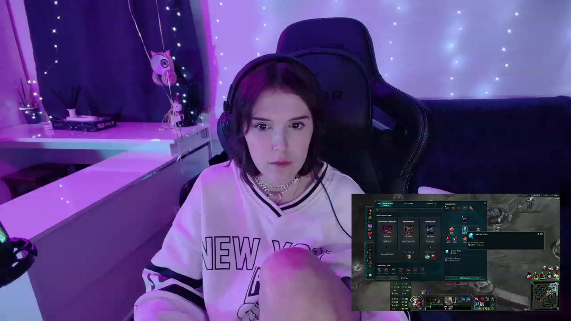 Gallery image thumbnail from crybabyKys's myfreecams stream on, 01/17/2024, 21:36 image 9 of 20