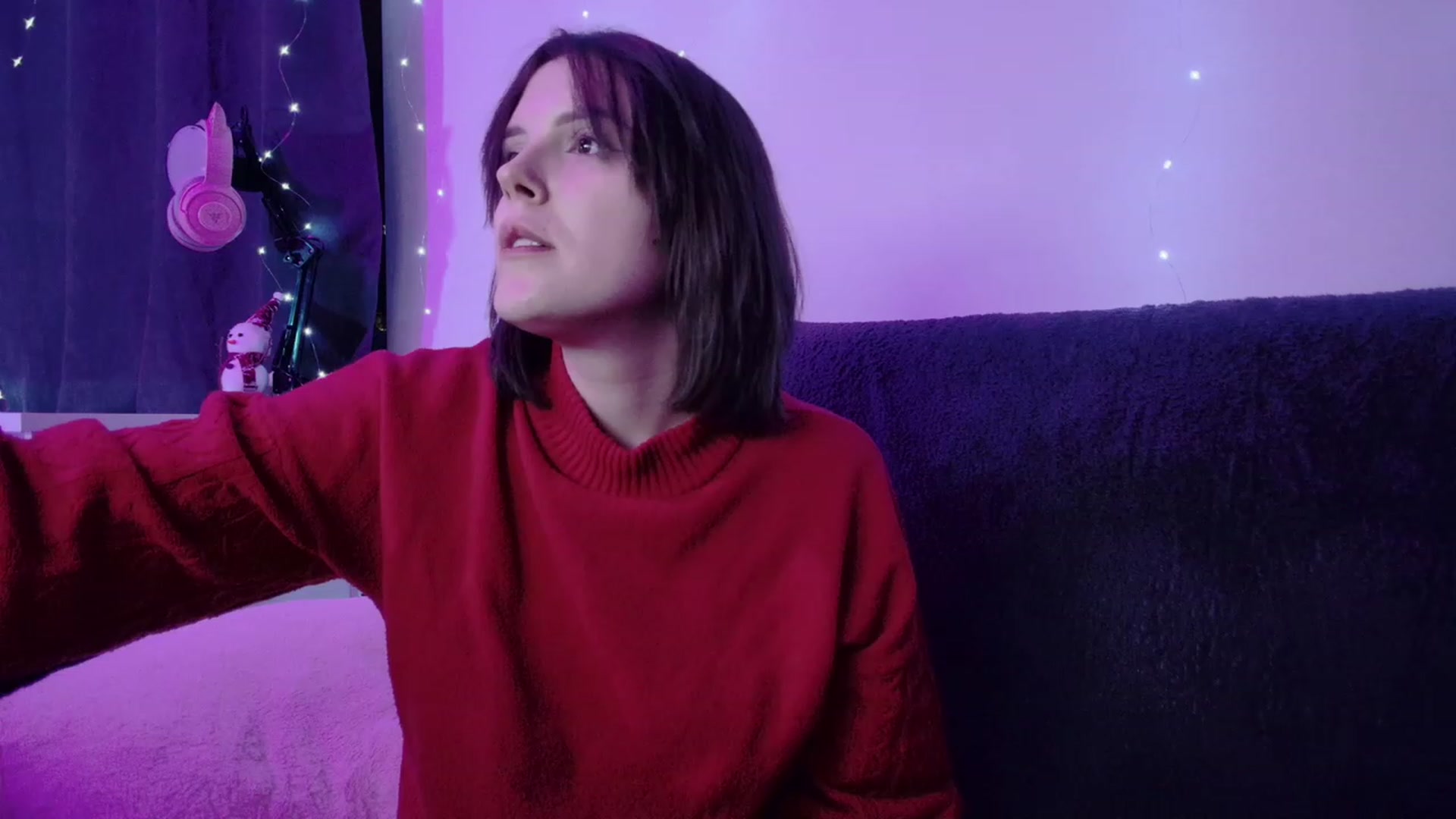 Gallery image thumbnail from crybabyKys's myfreecams stream on, 01/18/2024, 17:05 image 16 of 20