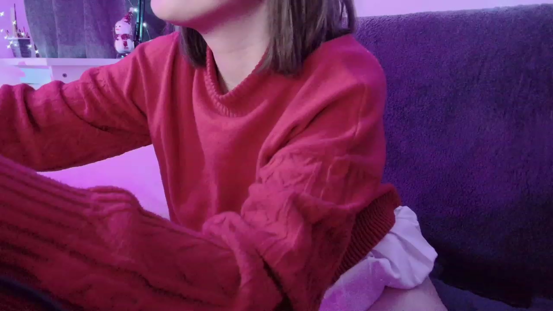 Gallery image thumbnail from crybabyKys's myfreecams stream on, 01/18/2024, 17:05 image 12 of 20