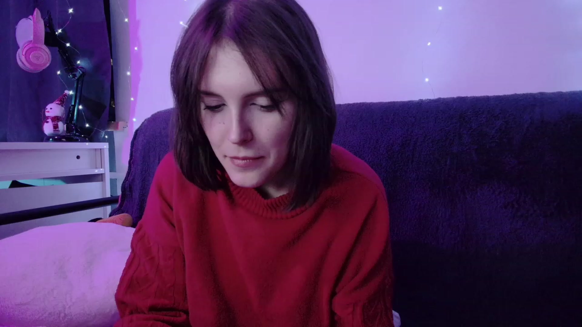 Gallery image thumbnail from crybabyKys's myfreecams stream on, 01/18/2024, 17:05 image 18 of 20