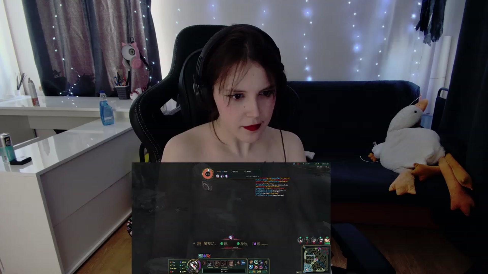 Gallery image thumbnail from crybabyKys's myfreecams stream on, 01/31/2024, 10:18 image 18 of 20