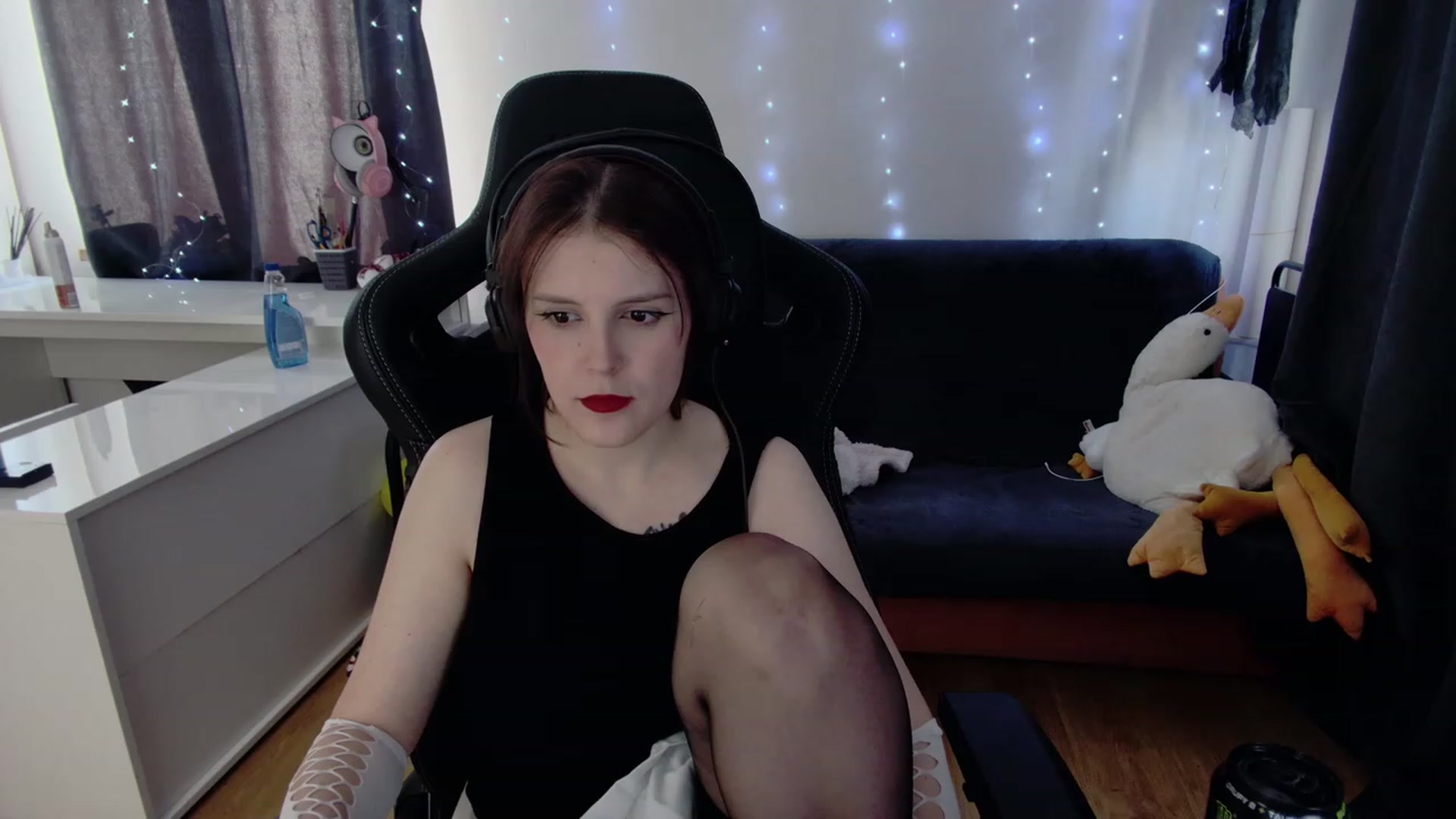 Gallery image thumbnail from crybabyKys's myfreecams stream on, 01/31/2024, 11:09 image 16 of 20