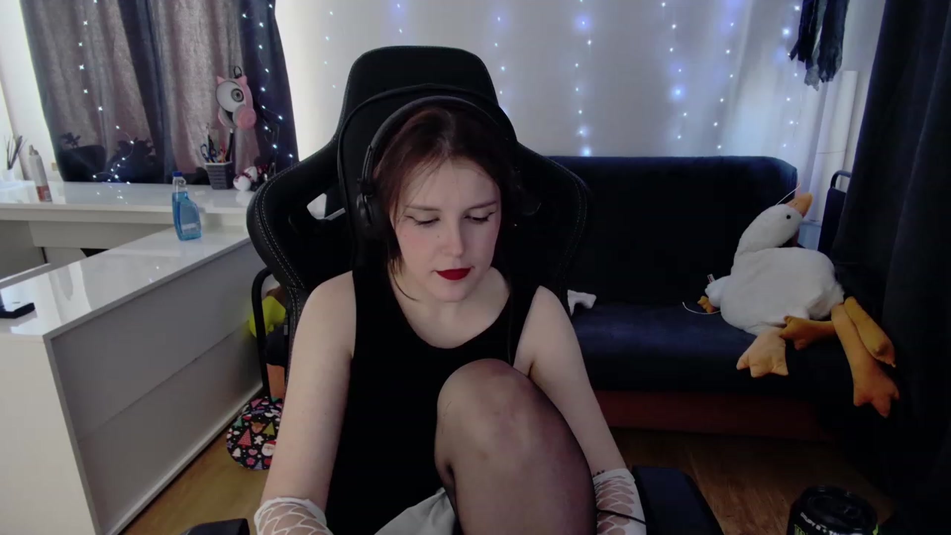 Gallery image thumbnail from crybabyKys's myfreecams stream on, 01/31/2024, 11:09 image 10 of 20