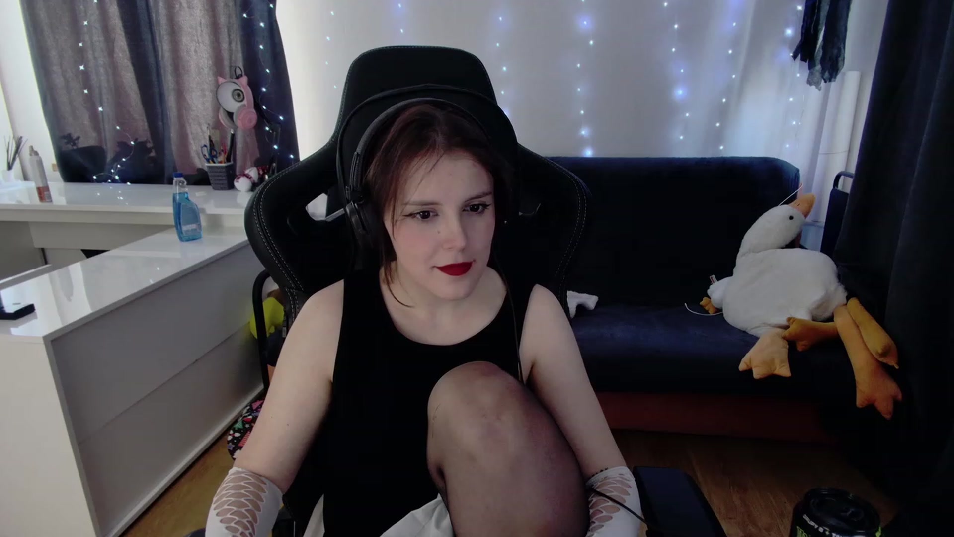 Gallery image thumbnail from crybabyKys's myfreecams stream on, 01/31/2024, 11:09 image 11 of 20