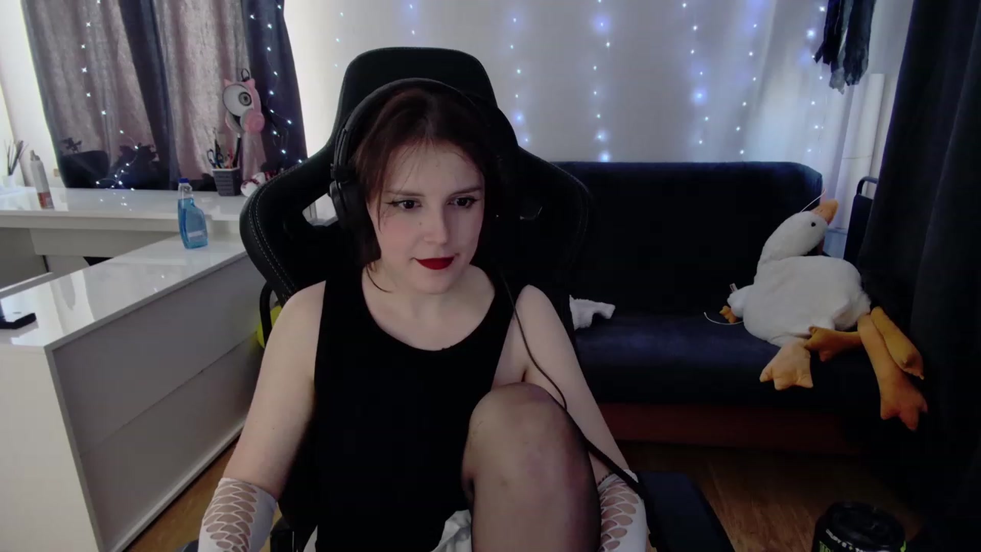 Gallery image thumbnail from crybabyKys's myfreecams stream on, 01/31/2024, 11:09 image 12 of 20