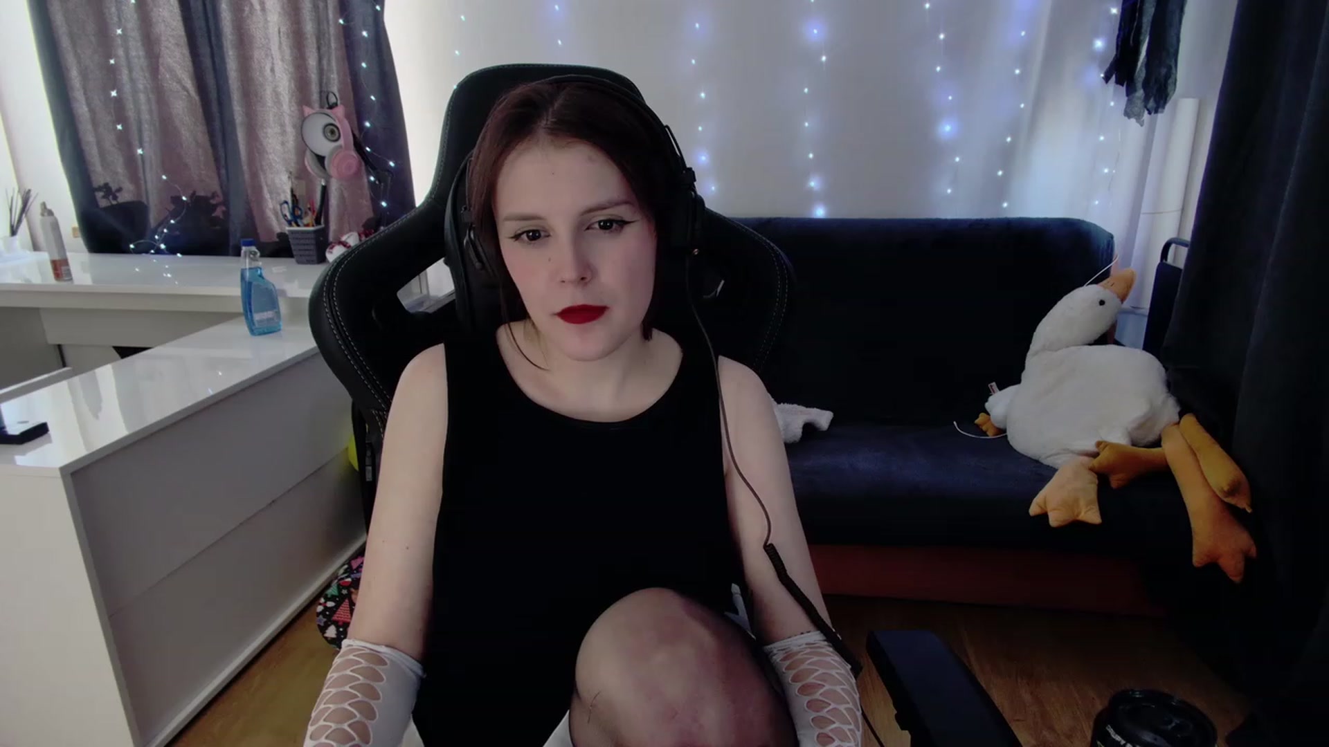 Gallery image thumbnail from crybabyKys's myfreecams stream on, 01/31/2024, 11:09 image 3 of 20