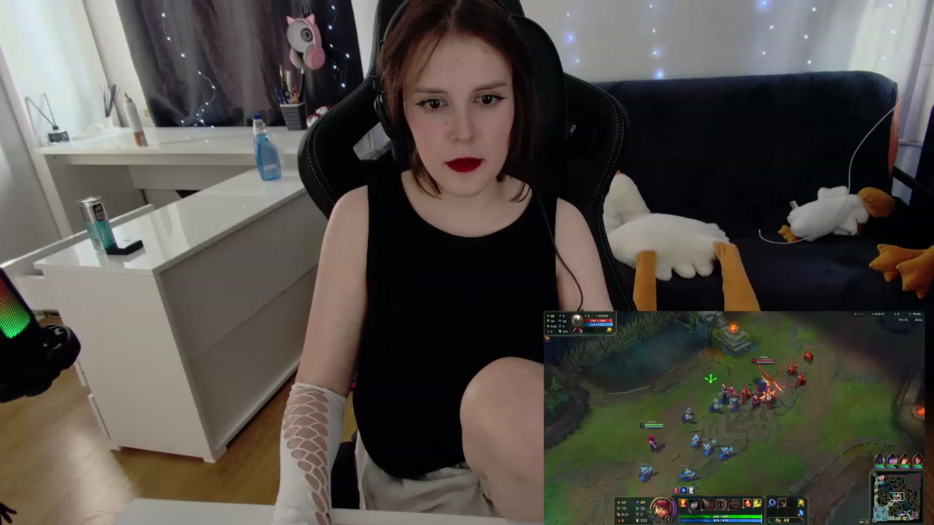 Gallery image thumbnail from crybabyKys's myfreecams stream on, 01/31/2024, 12:50 image 4 of 20