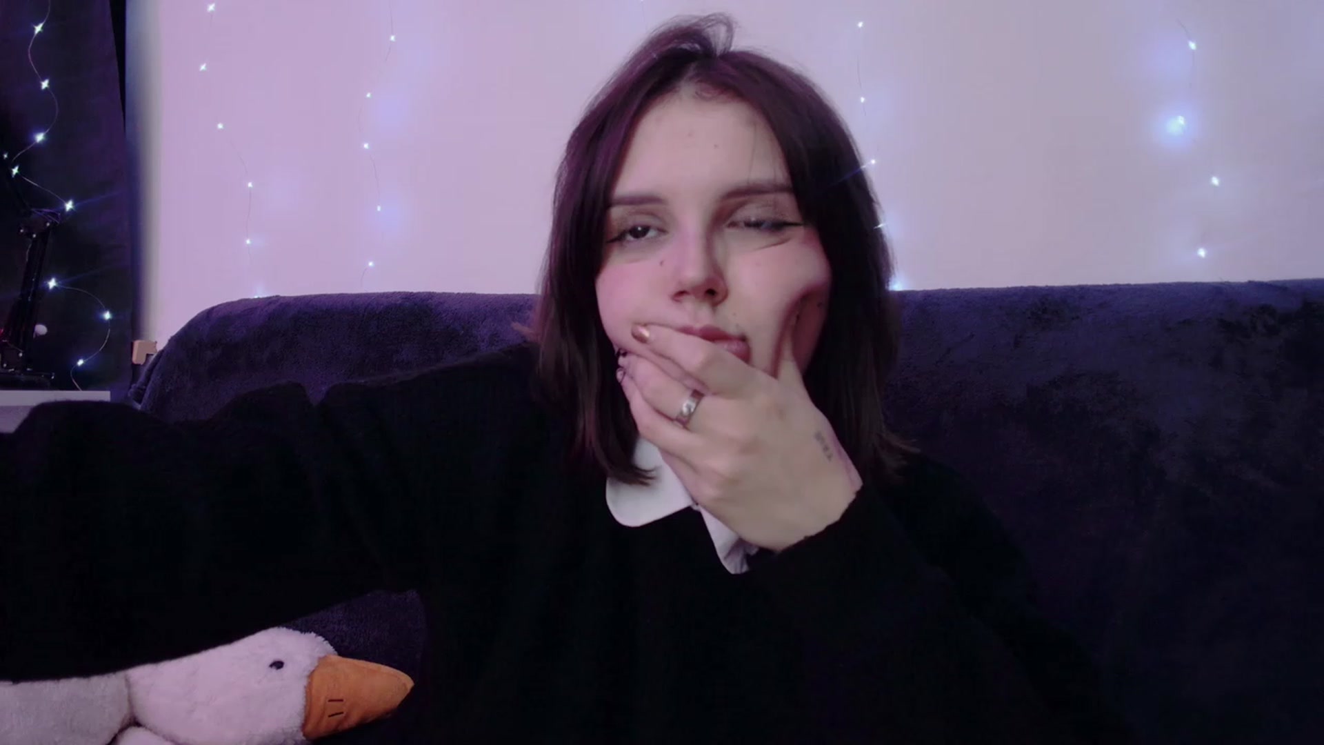 Gallery image thumbnail from crybabyKys's myfreecams stream on, 02/02/2024, 01:41 image 19 of 20
