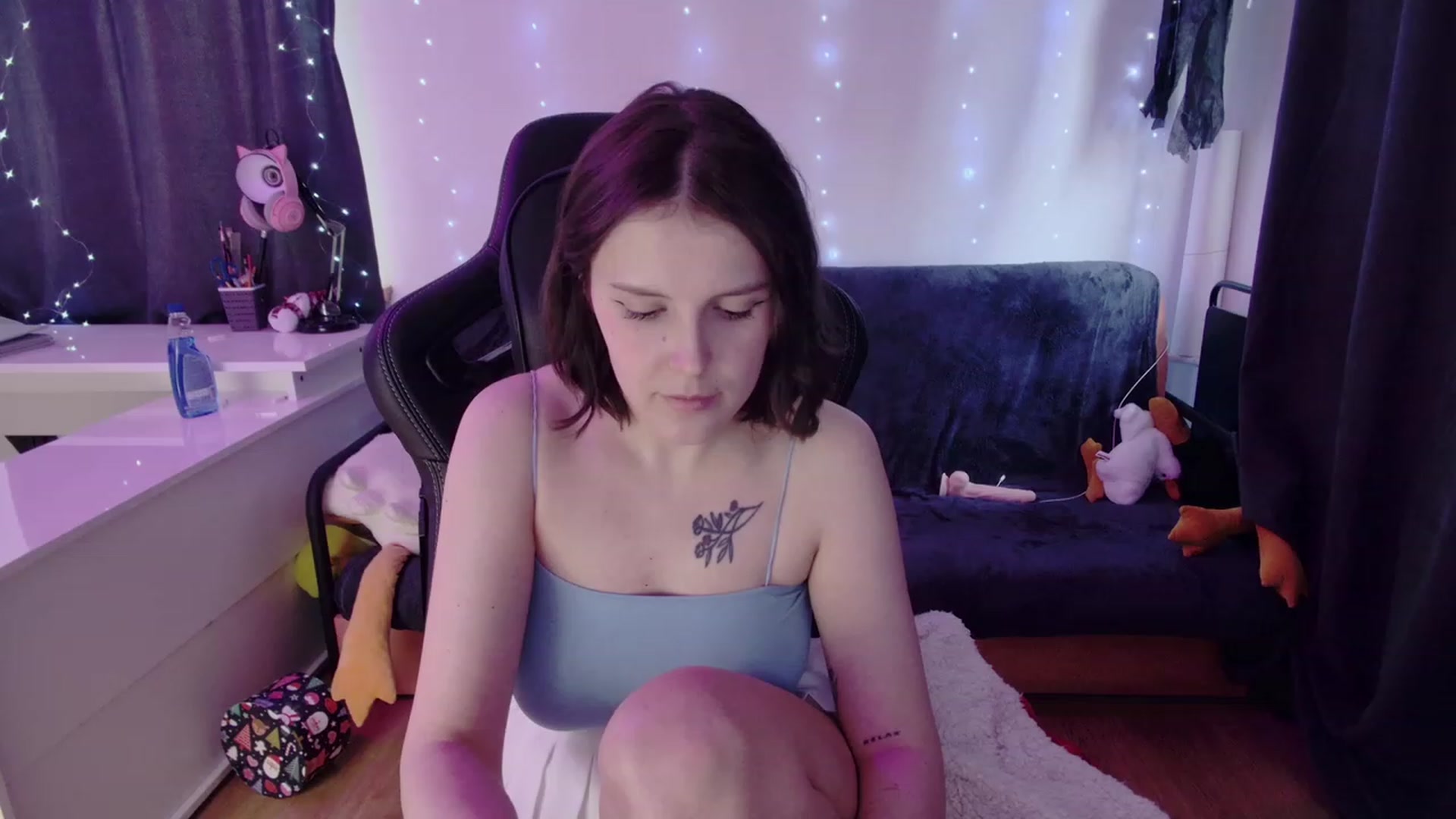 Gallery image thumbnail from crybabyKys's myfreecams stream on, 02/02/2024, 09:09 image 12 of 20