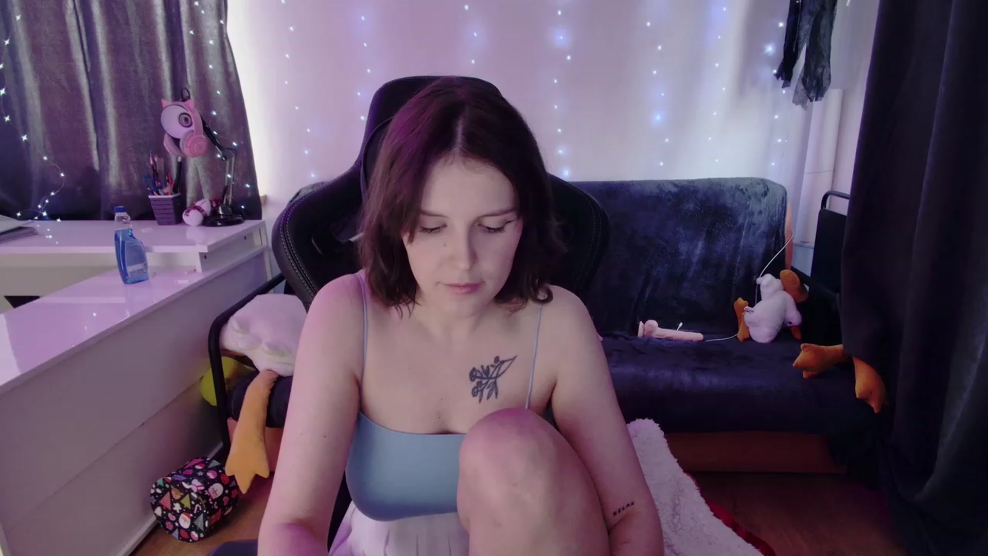 Gallery image thumbnail from crybabyKys's myfreecams stream on, 02/02/2024, 09:09 image 19 of 20