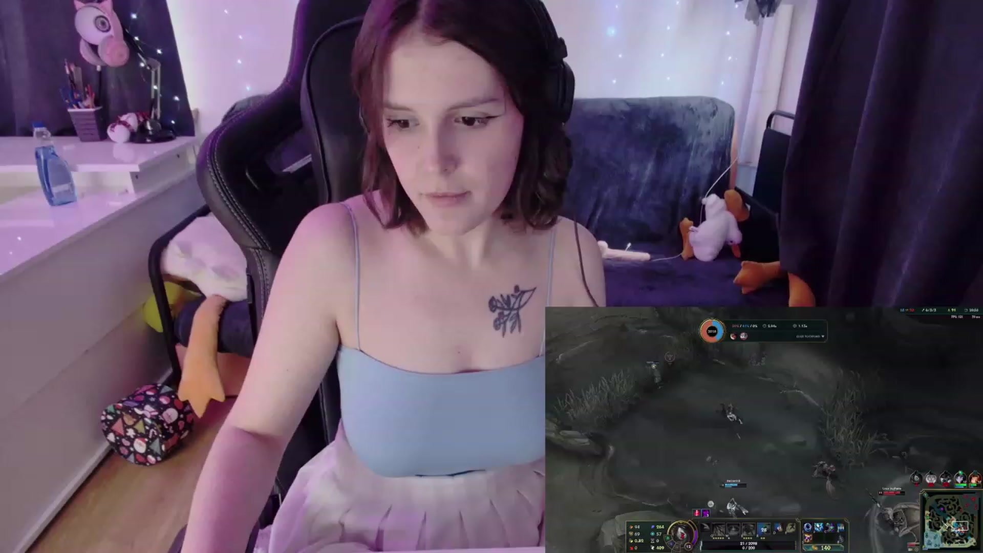 Gallery image thumbnail from crybabyKys's myfreecams stream on, 02/02/2024, 09:50 image 13 of 20