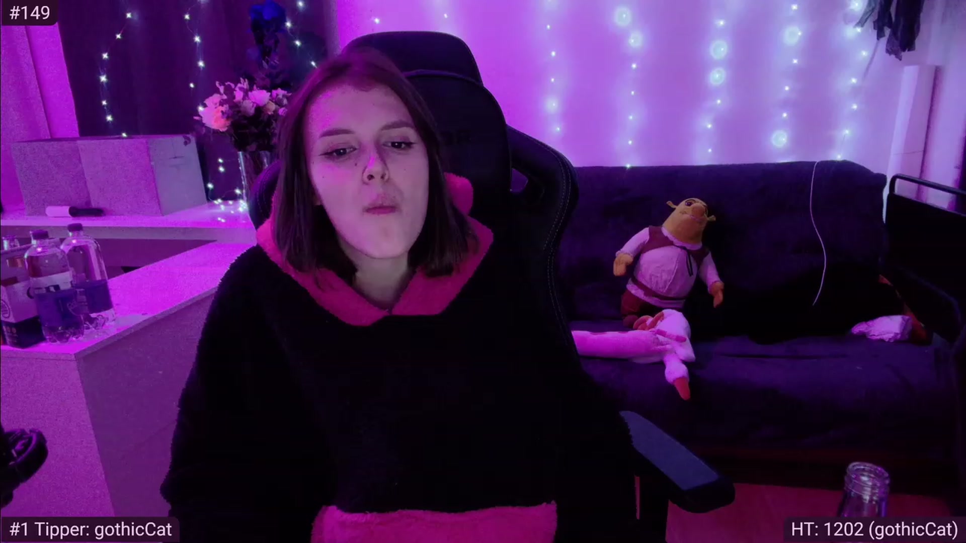 Gallery image thumbnail from crybabyKys's myfreecams stream on, 02/06/2024, 21:26 image 15 of 20