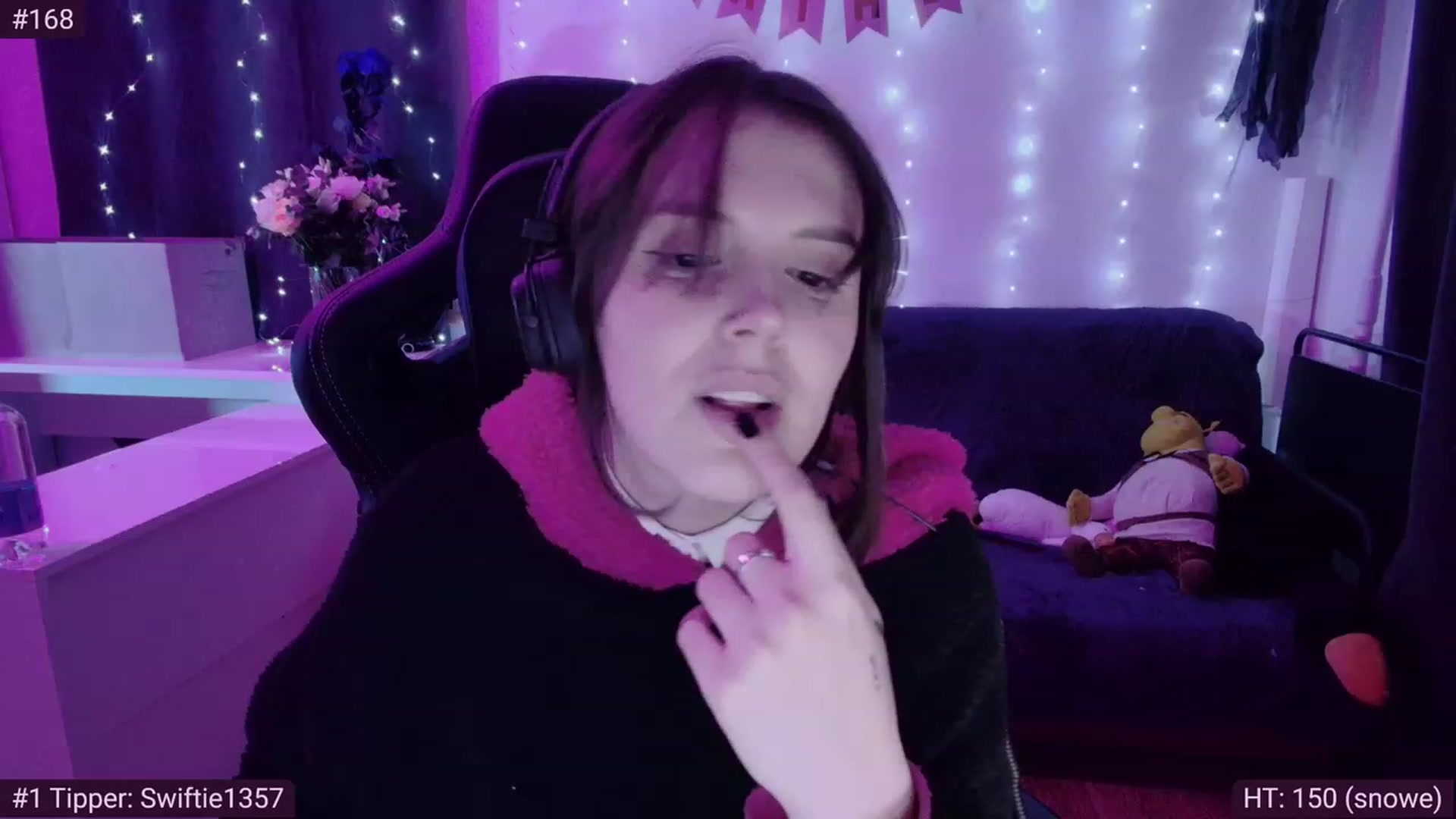 Gallery image thumbnail from crybabyKys's myfreecams stream on, 02/08/2024, 24:55 image 1 of 20