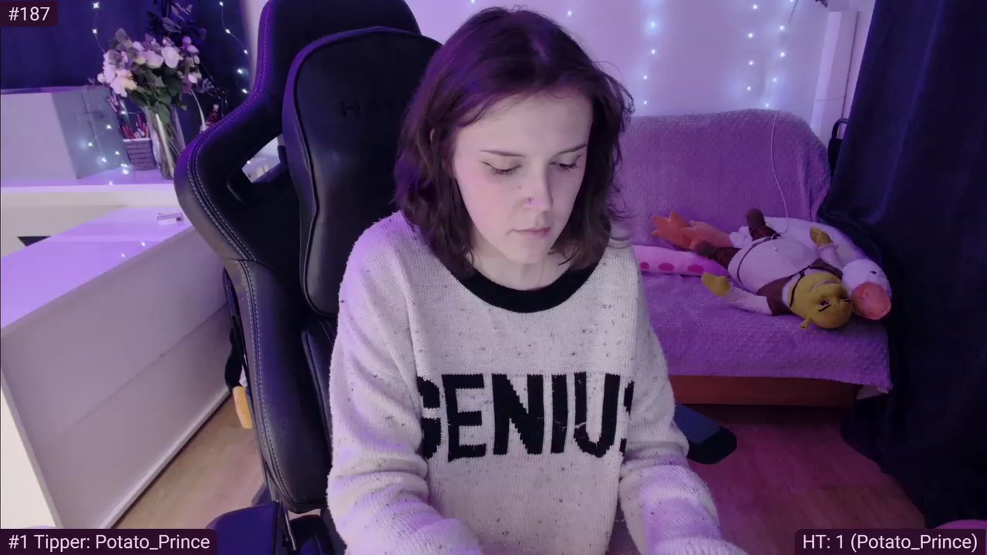 Gallery image thumbnail from crybabyKys's myfreecams stream on, 02/12/2024, 01:02 image 6 of 20