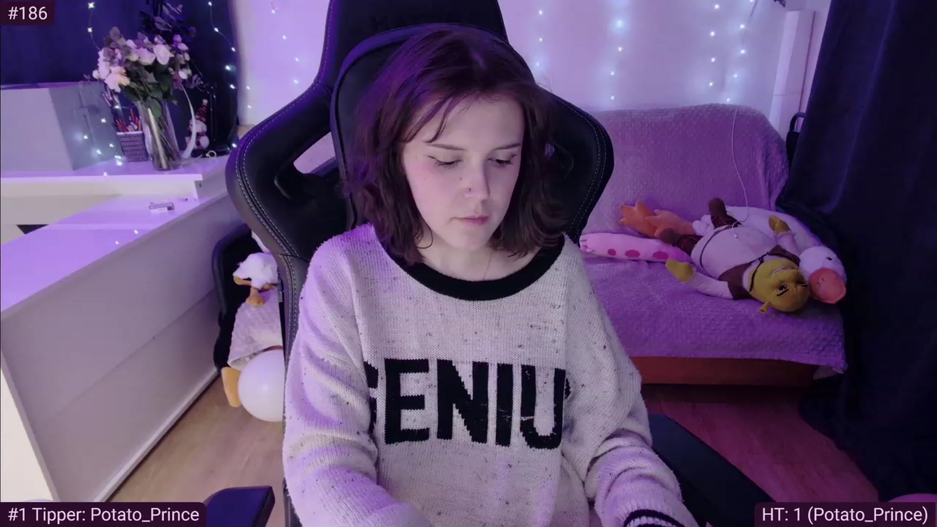 Gallery image thumbnail from crybabyKys's myfreecams stream on, 02/12/2024, 01:54 image 1 of 20