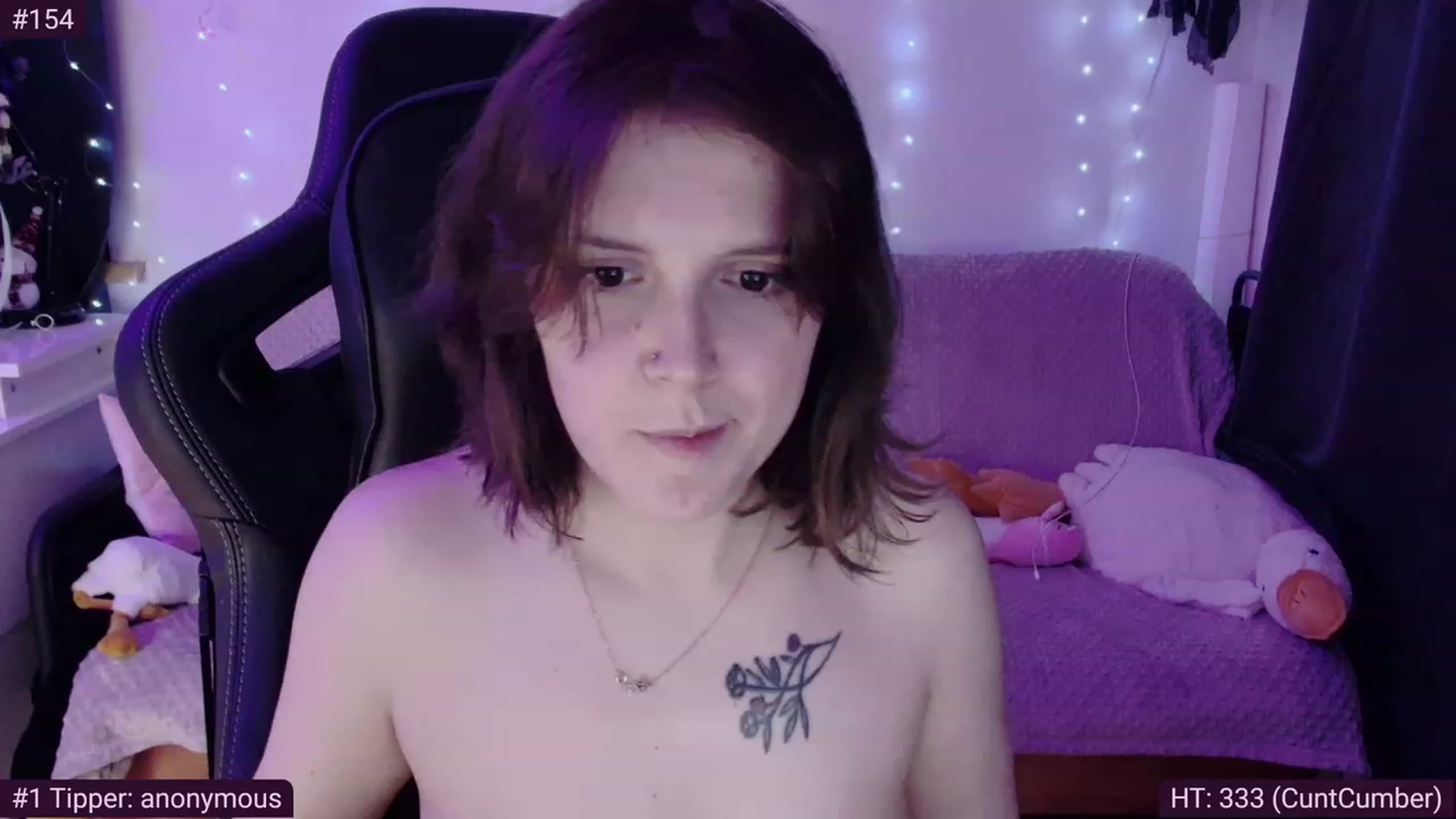 Gallery image thumbnail from crybabyKys's myfreecams stream on, 02/12/2024, 05:34 image 16 of 20
