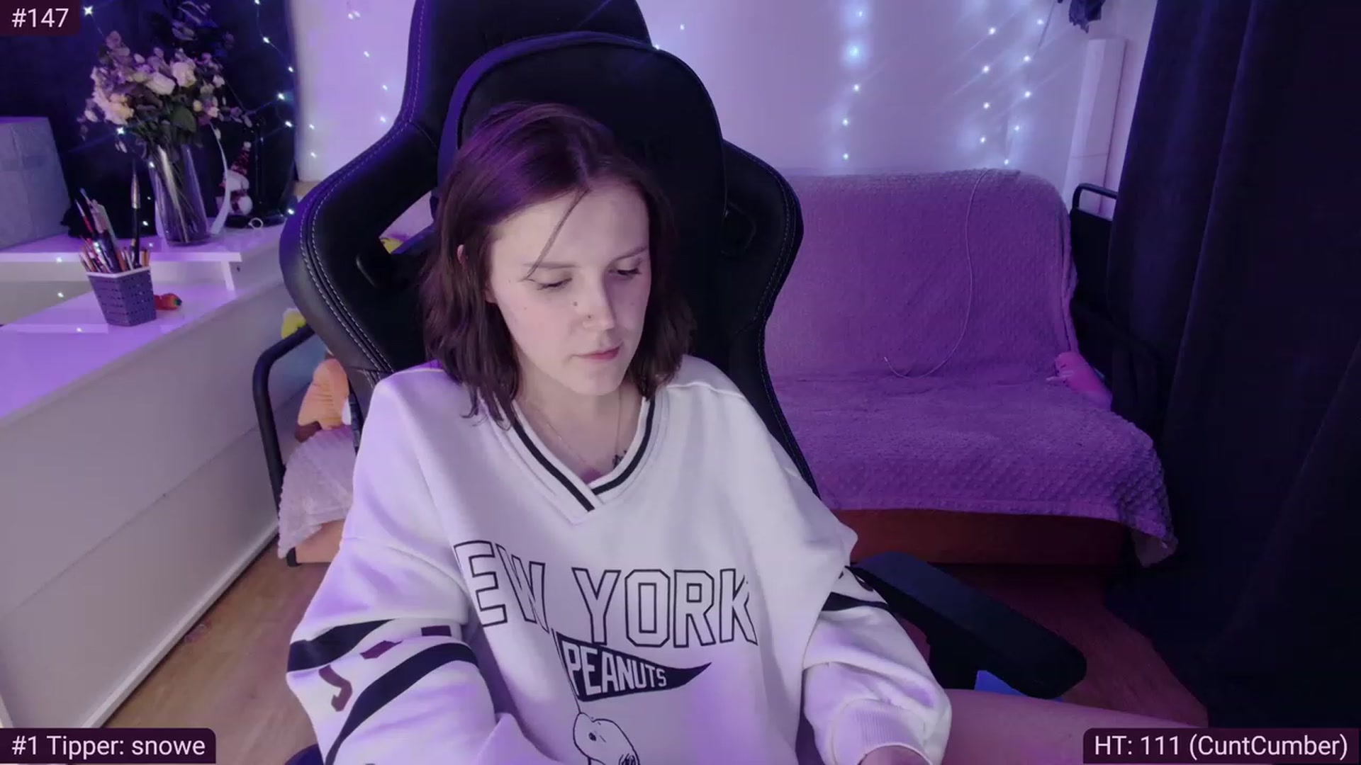 Gallery image thumbnail from crybabyKys's myfreecams stream on, 02/17/2024, 04:15 image 17 of 20