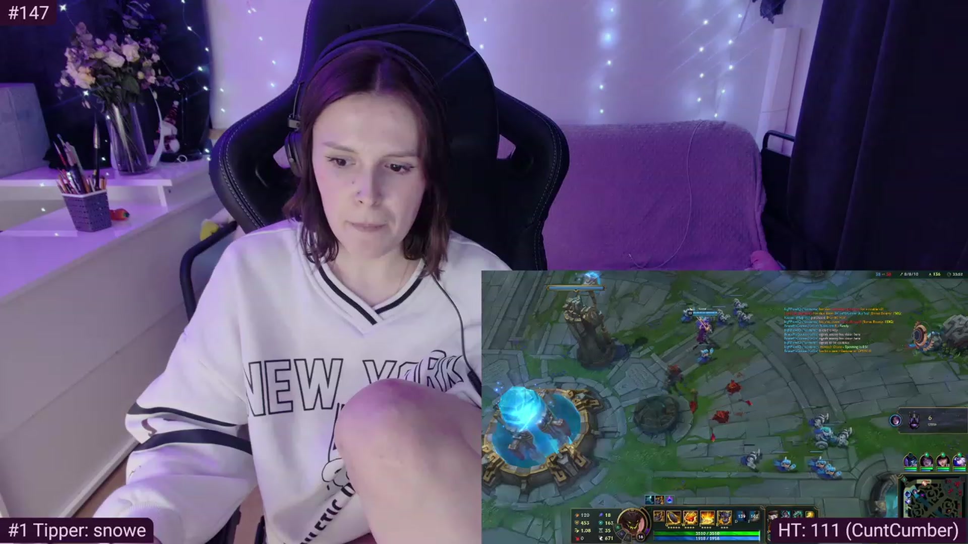 Gallery image thumbnail from crybabyKys's myfreecams stream on, 02/17/2024, 04:15 image 14 of 20