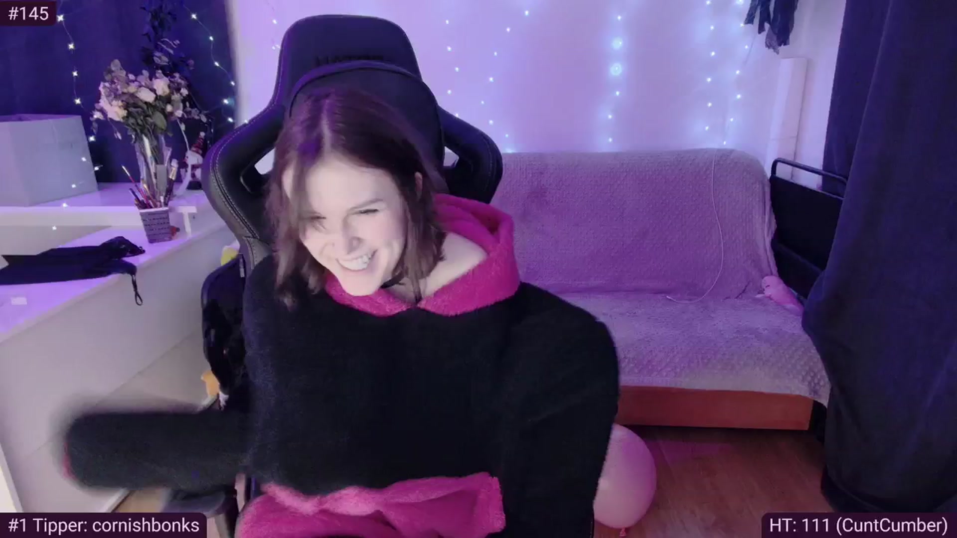 Gallery image thumbnail from crybabyKys's myfreecams stream on, 02/17/2024, 22:02 image 15 of 20