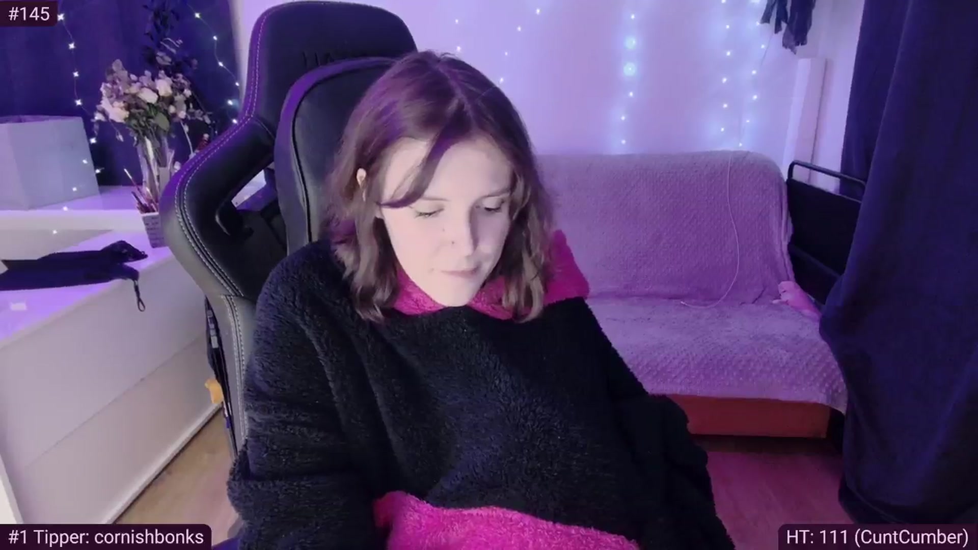 Gallery image thumbnail from crybabyKys's myfreecams stream on, 02/17/2024, 22:02 image 10 of 20