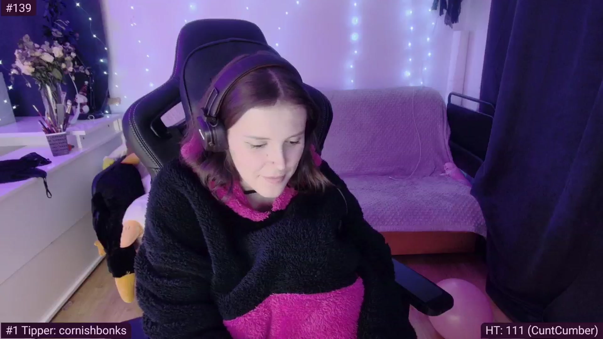 Gallery image thumbnail from crybabyKys's myfreecams stream on, 02/18/2024, 02:03 image 15 of 20