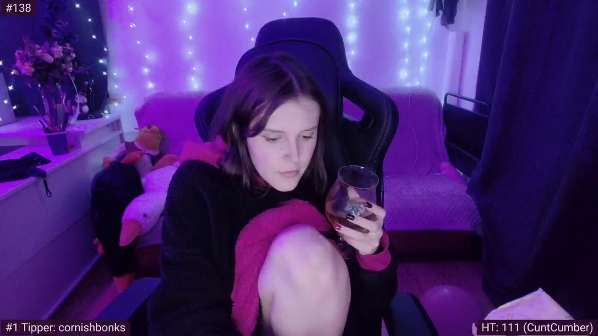 Gallery image thumbnail from crybabyKys's myfreecams stream on, 02/18/2024, 02:03 image 4 of 20